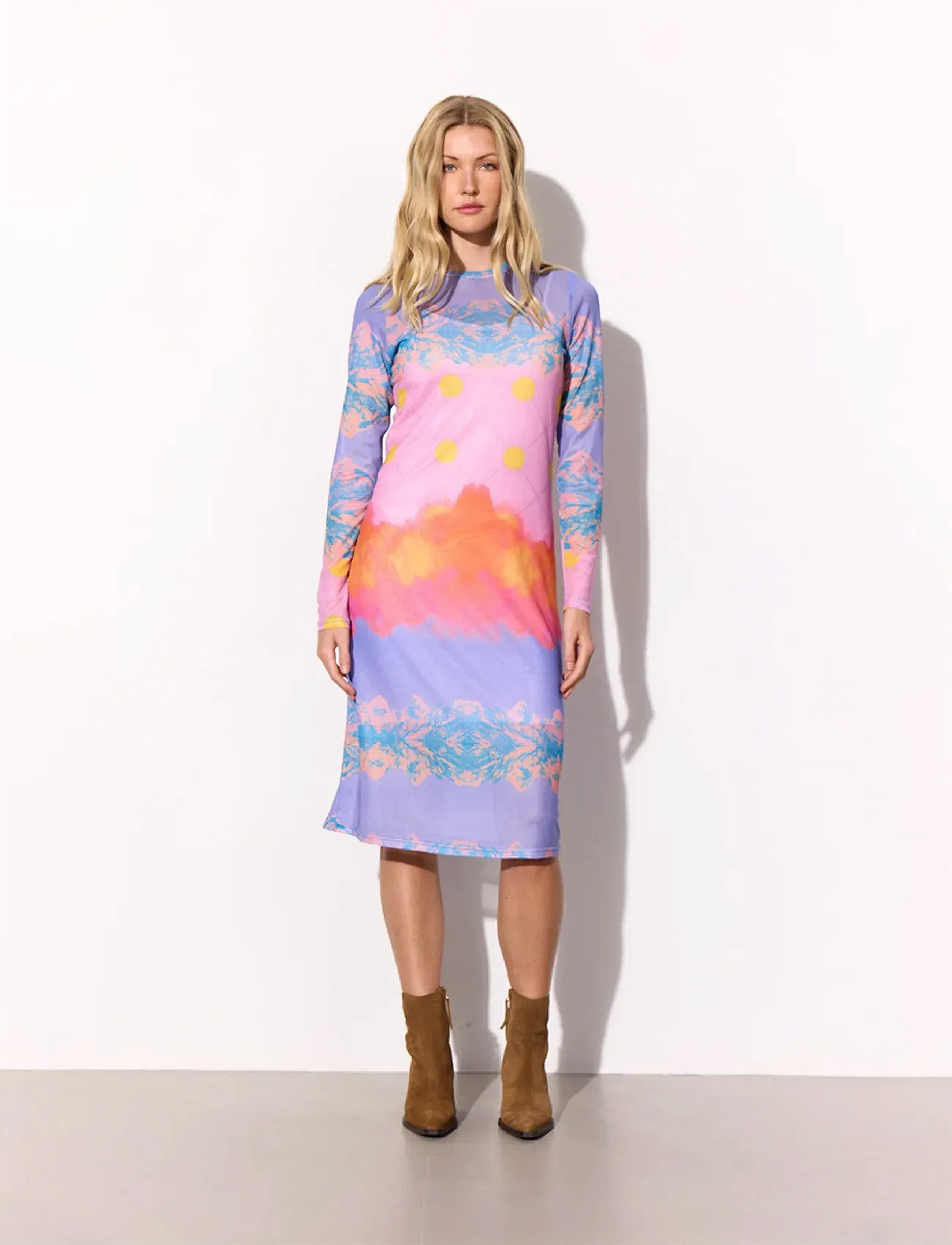 Hunkøn - Devon Mesh Dress - sommerkjoler - horizon art print - 3