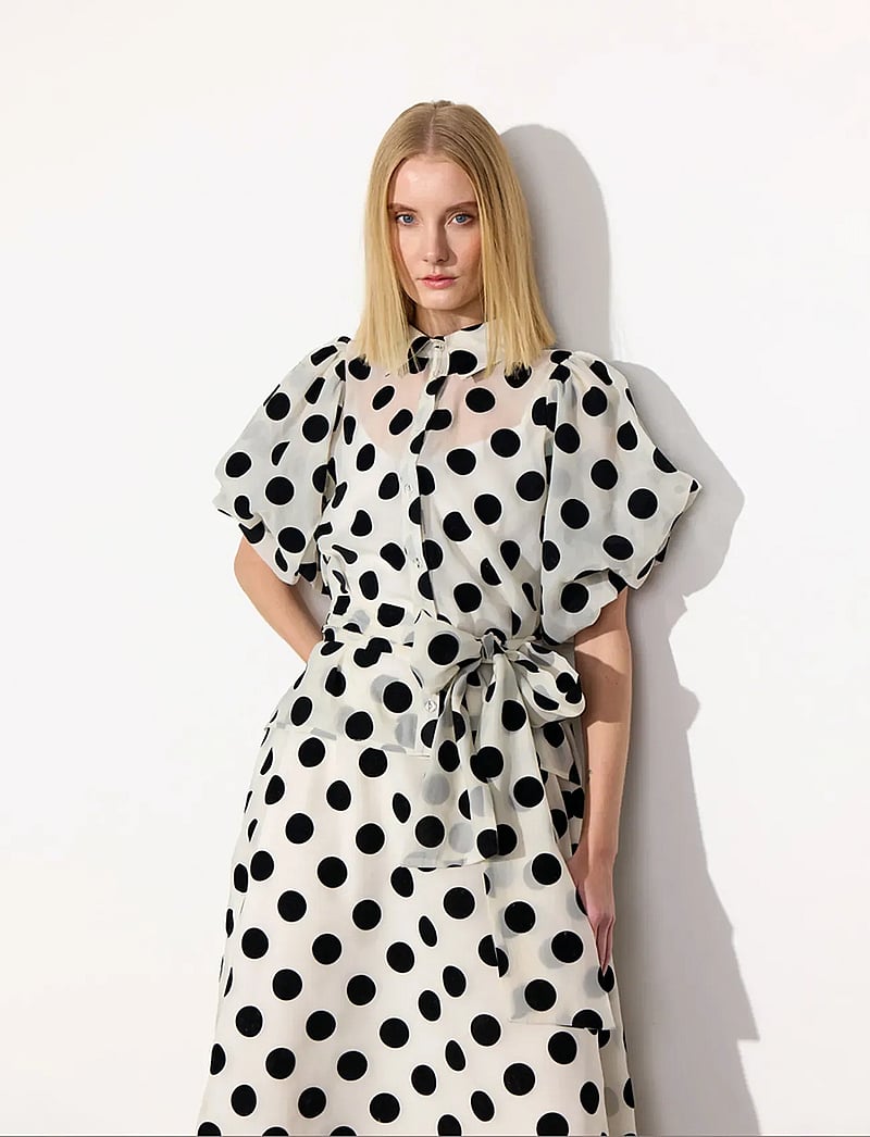 Hunkøn - Bobby Shirt - lühikeste varrukatega pluusid - white w/ dots - 0