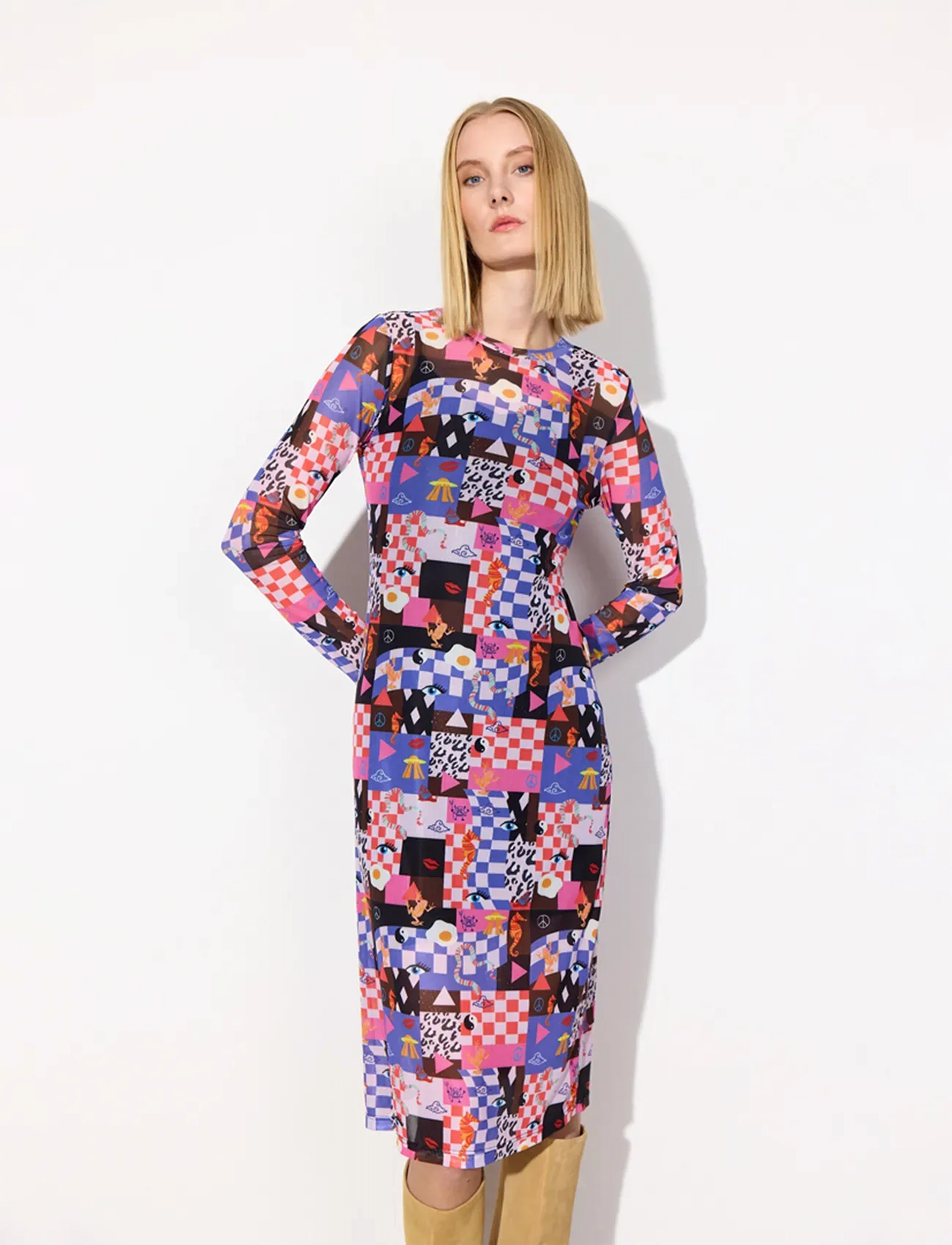 Hunkøn Madison Mesh Dress - Kjoler - MULTIVERSE ART PRINT / pink/rose