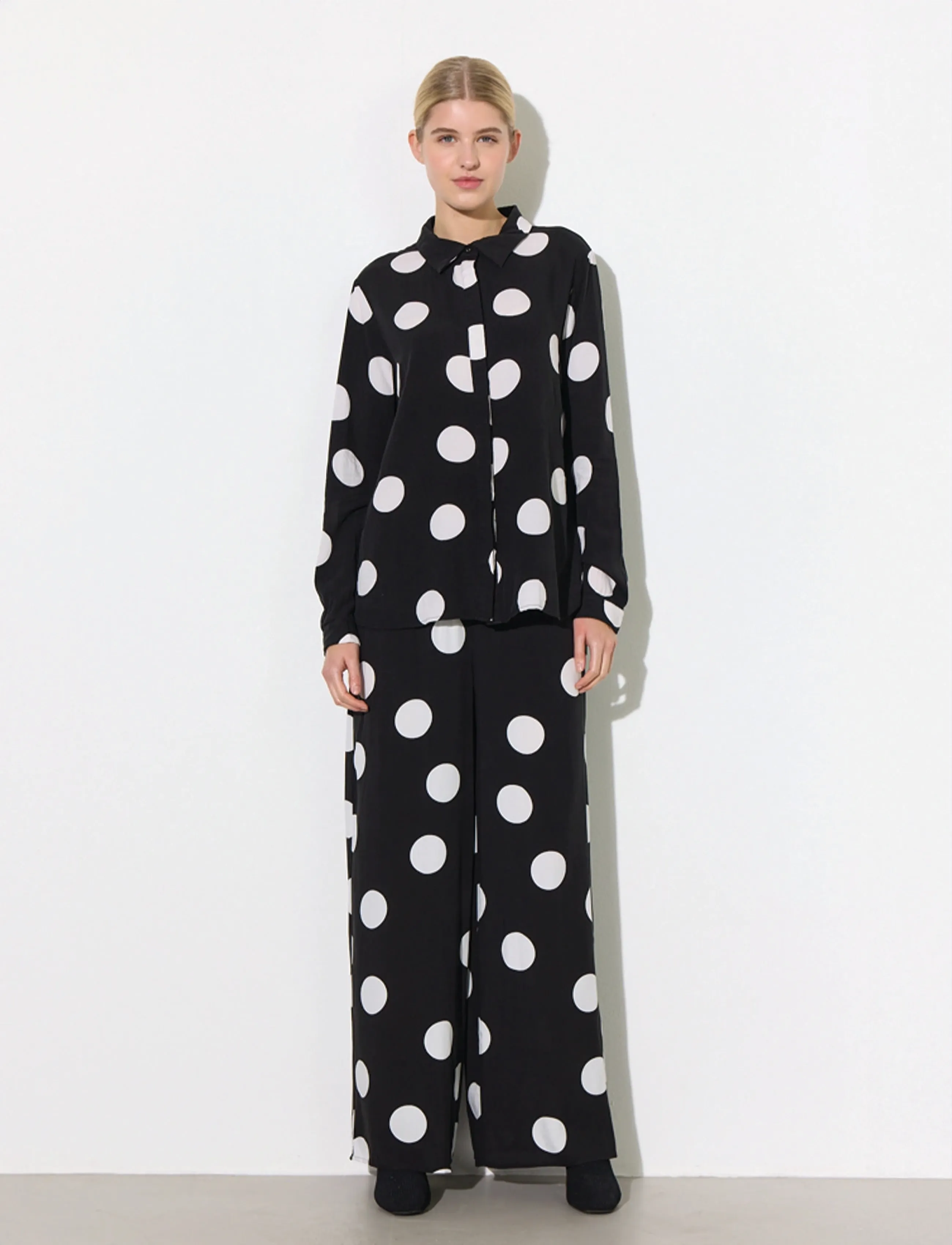 Hunkøn - Vicky Shirt - långärmade skjortor - big dots - 2