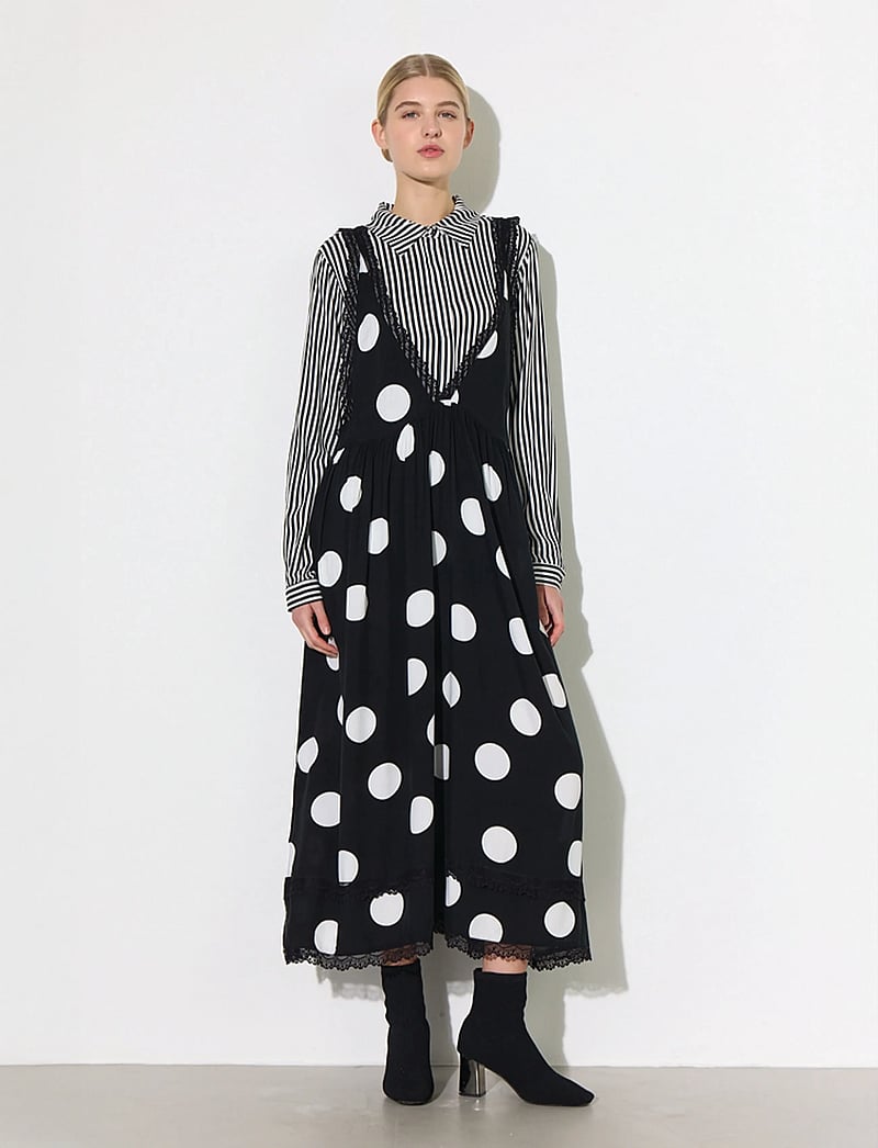 Hunkøn - Vicky Dress - maxi kjoler - big dots - 0