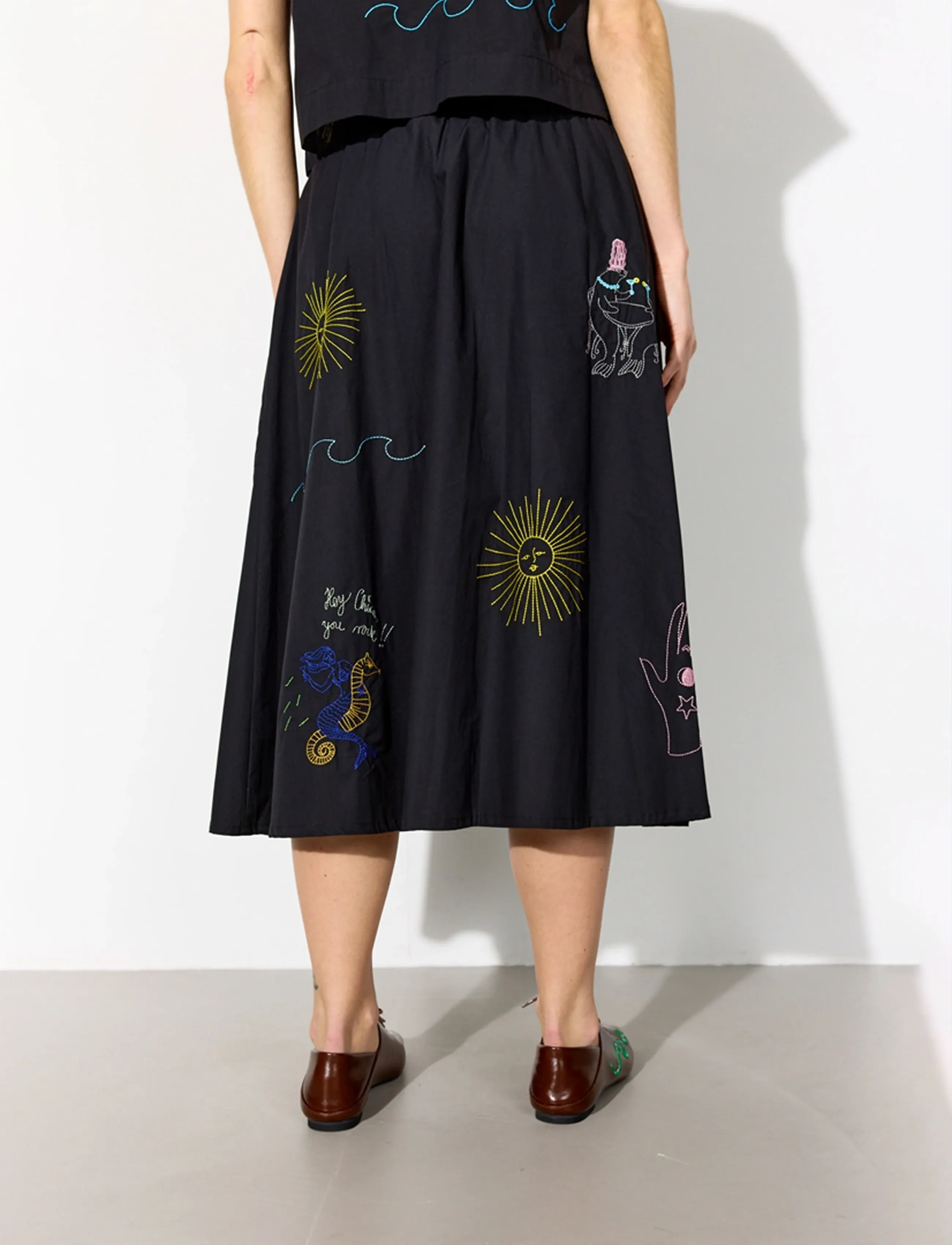 Hunkøn - Nima Skirt - midi nederdele - black - 3