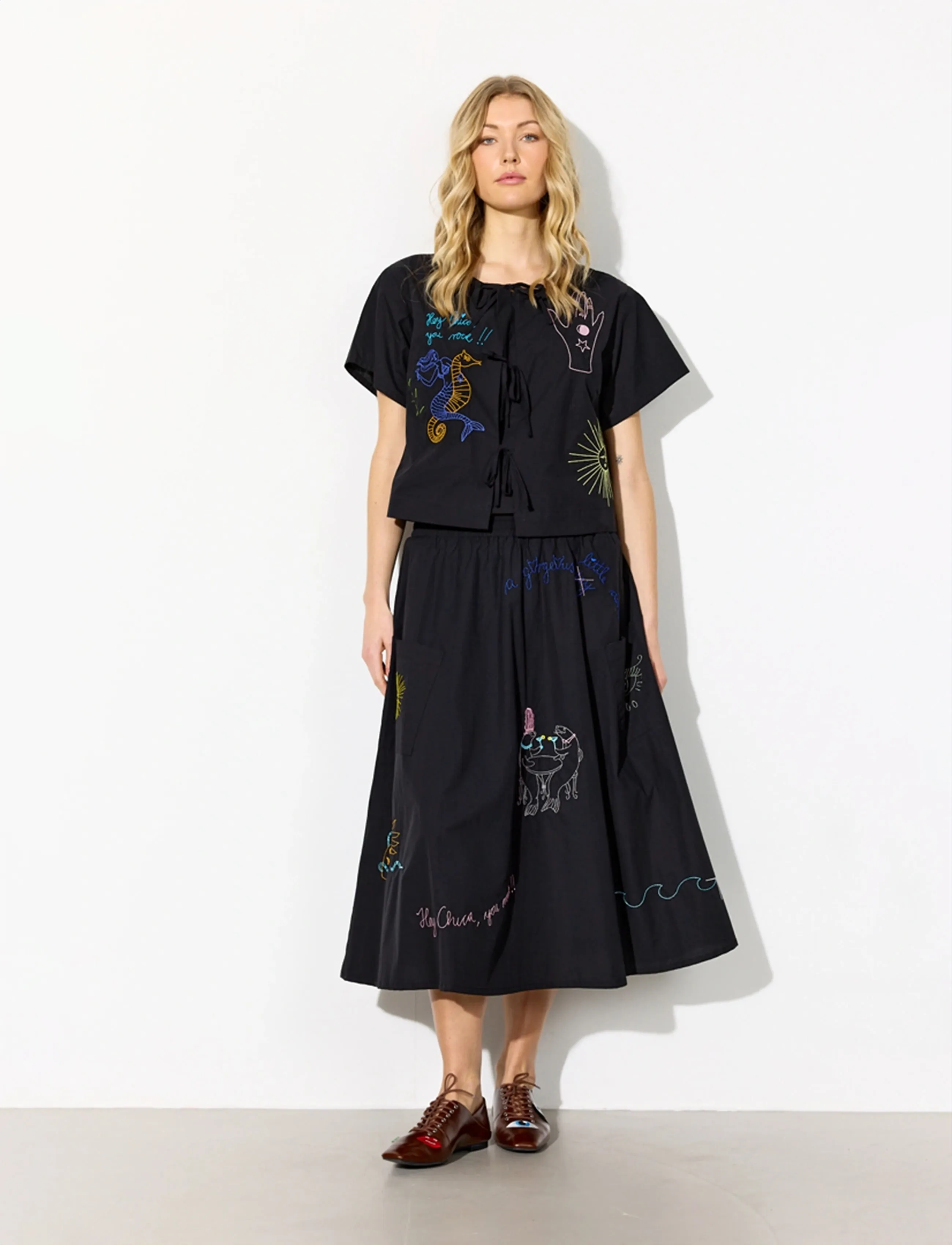 Hunkøn - Nima Skirt - midi nederdele - black - 5