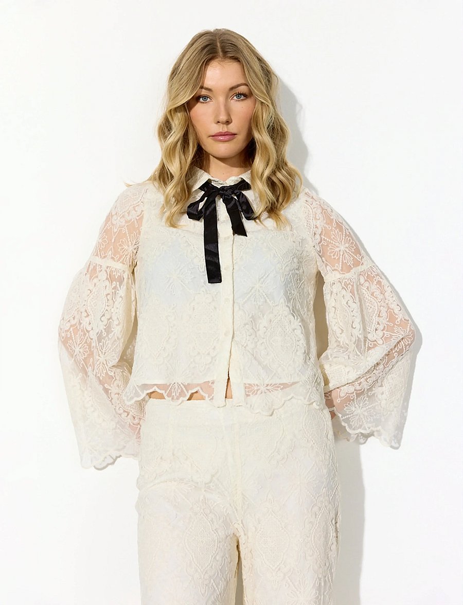 Hunkøn - Lulu Lace Shirt - long-sleeved shirts - cream lace - 0