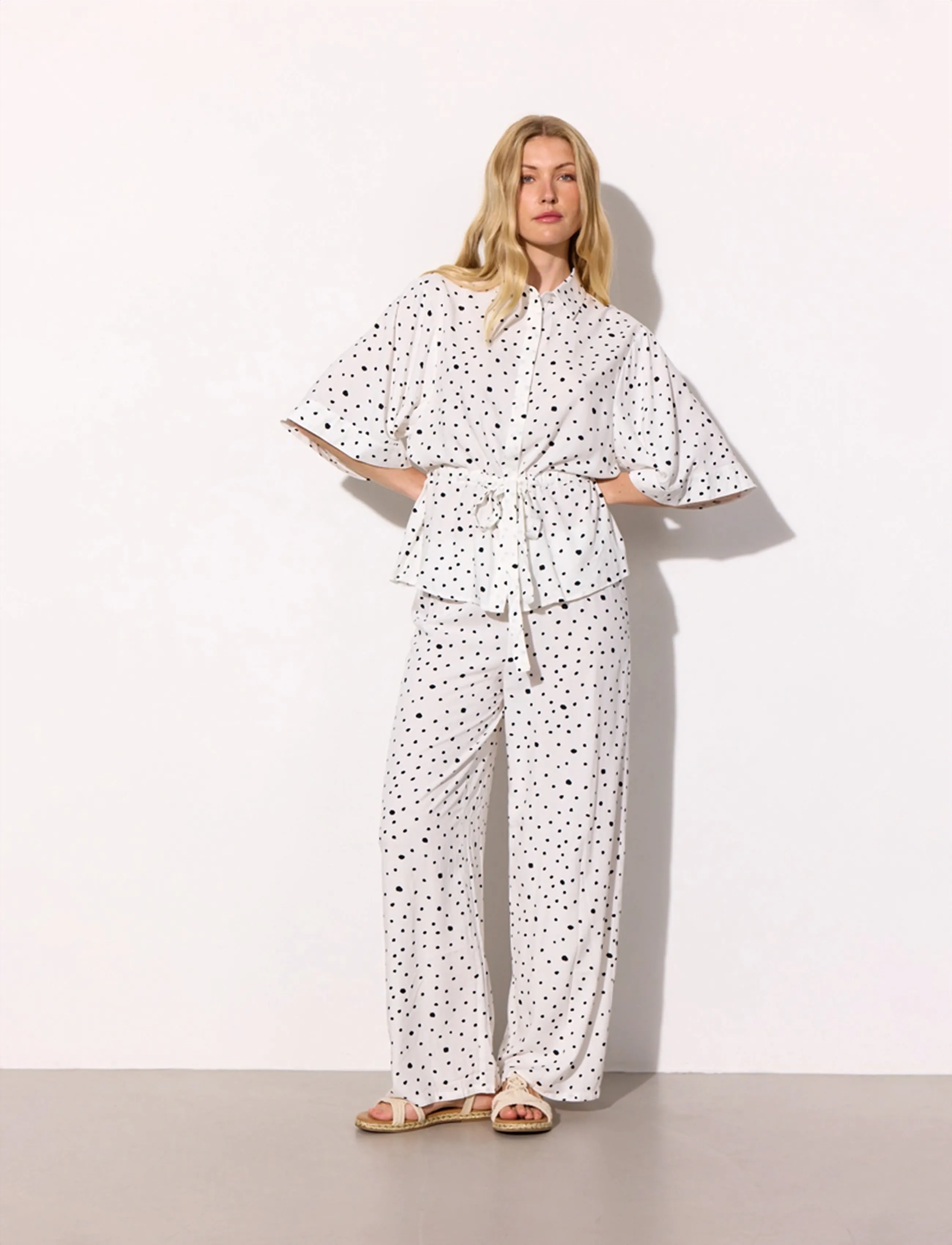 Hunkøn - Kris Kimono Shirt - kortærmede skjorter - white - 3