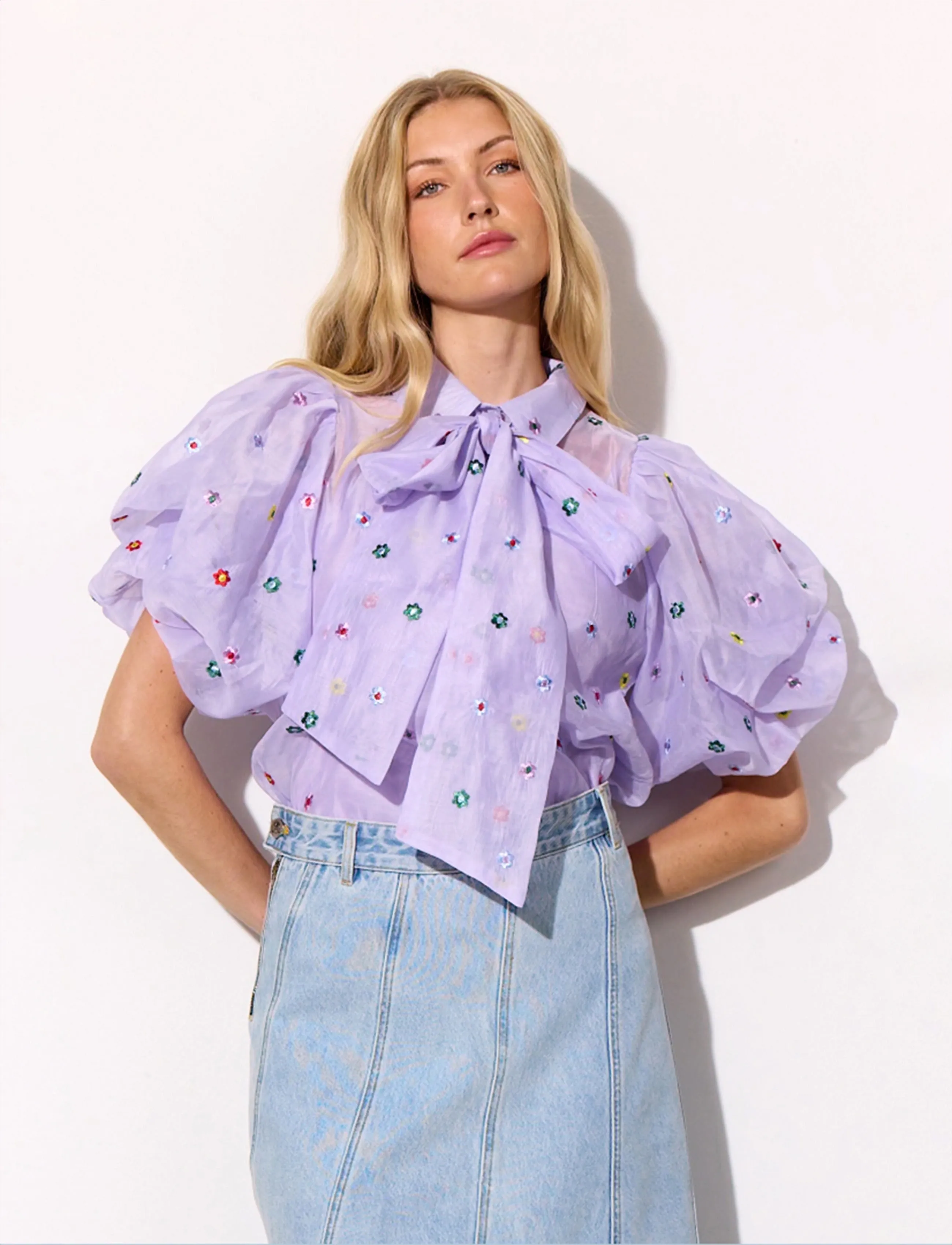 Hunkøn Lucia Shirt, Kvinder, Broderet Sløjfe Bluse, Lila, Str: XS