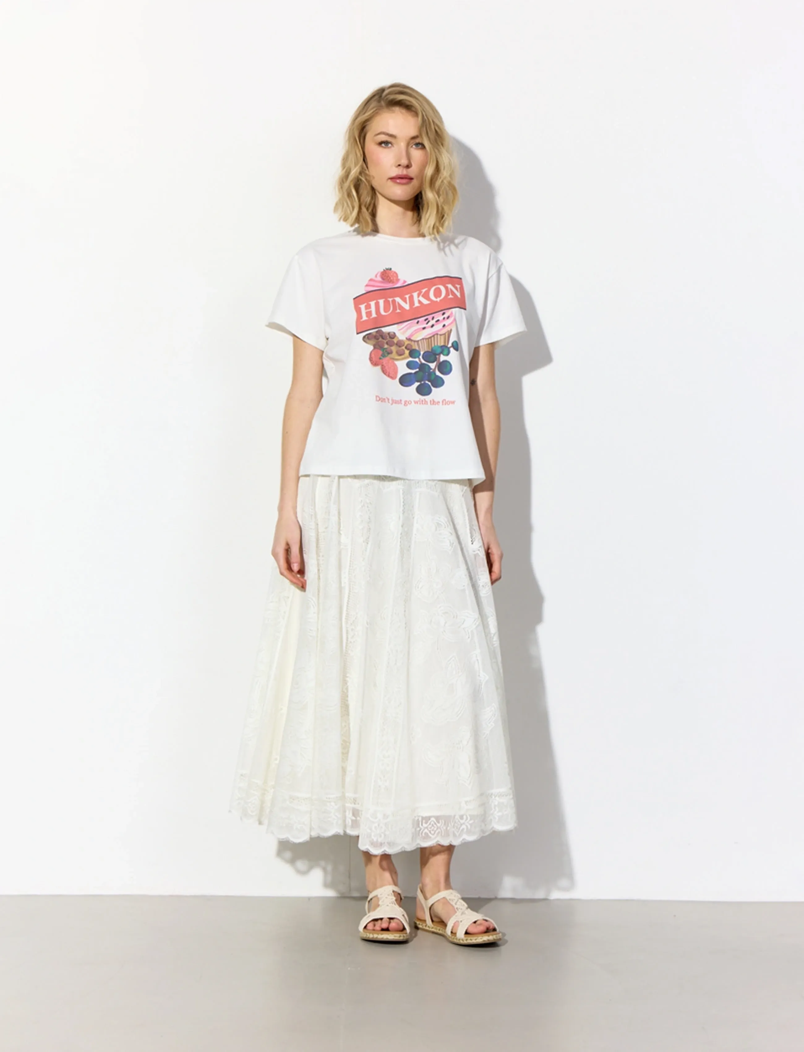 Hunkøn - Sweet treat T-shirt - t-shirts - white - 3