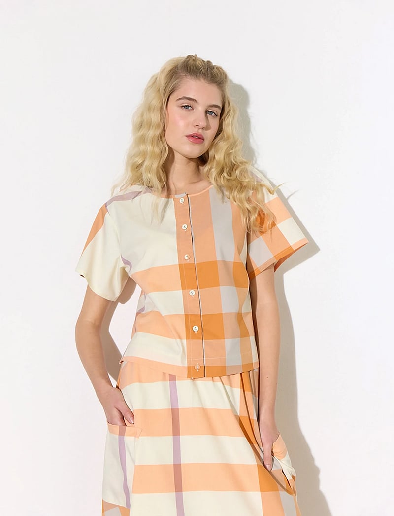 Hunkøn - Frankie Shirt - kortærmede skjorter - orange checked - 0