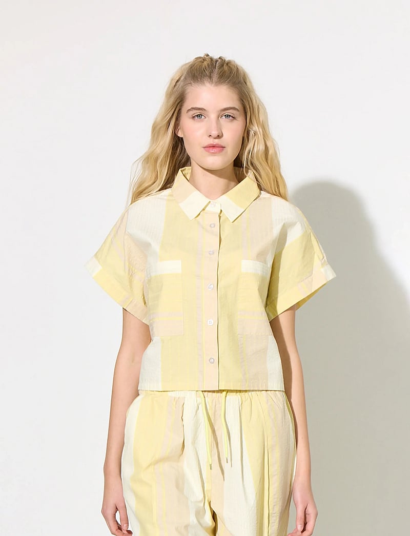 Hunkøn - Tilly Shirt - kortærmede skjorter - yellow - 0