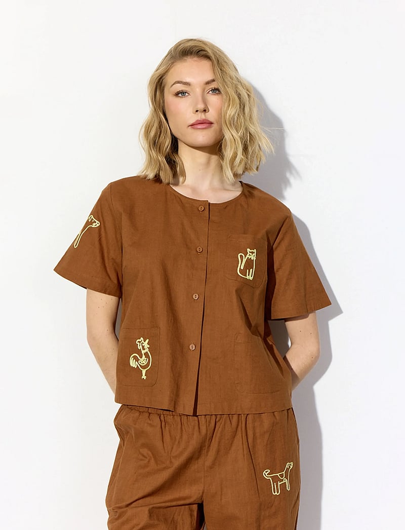 Hunkøn - Nina Shirt - kurzärmlige hemden - brown - 0