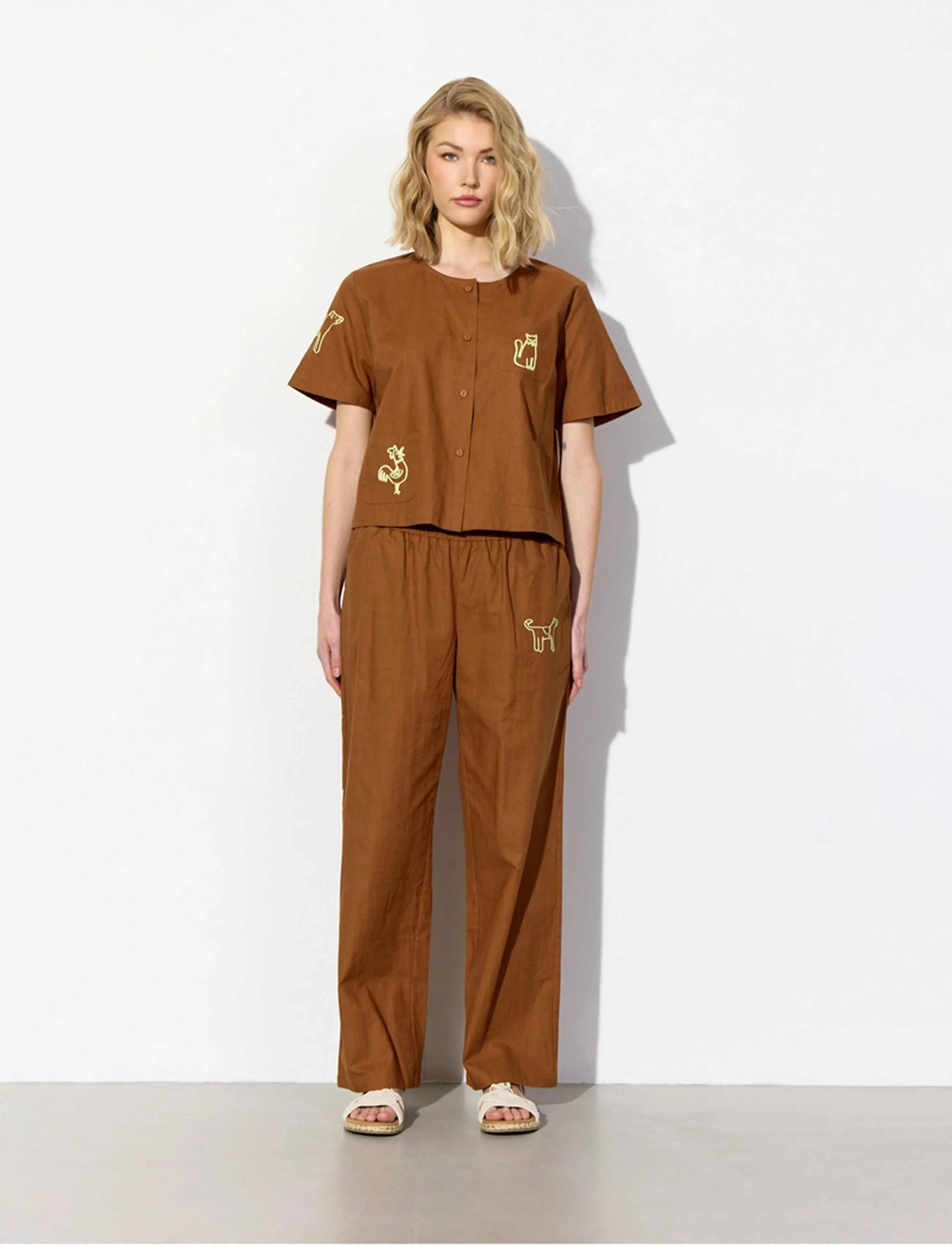 Hunkøn Nina Trousers - Linased püksid - BROWN / brown