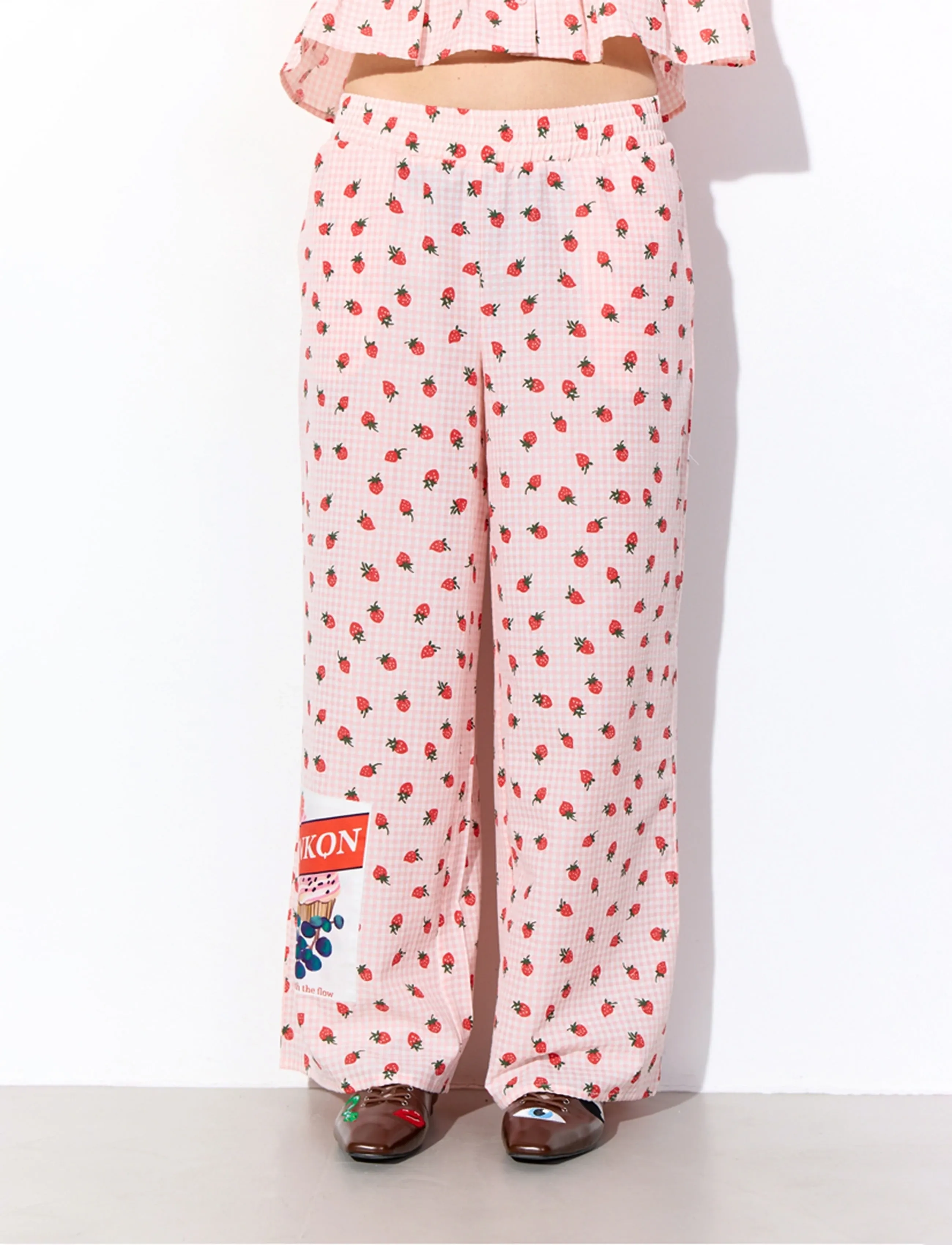 Hunkøn - Ruth Trousers - wide leg trousers - pink - 4