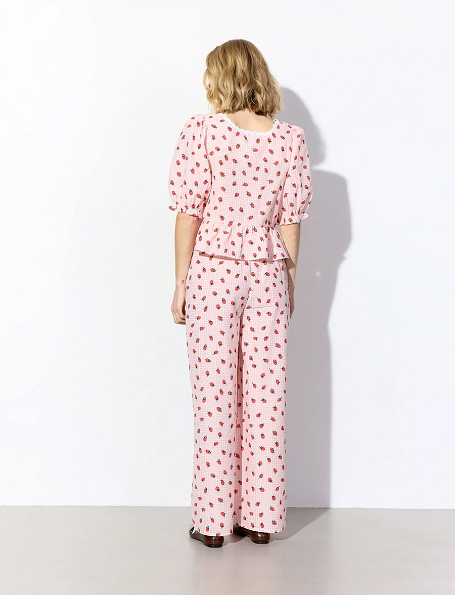 Hunkøn - Ruth Trousers - plačios kelnės - pink - 5