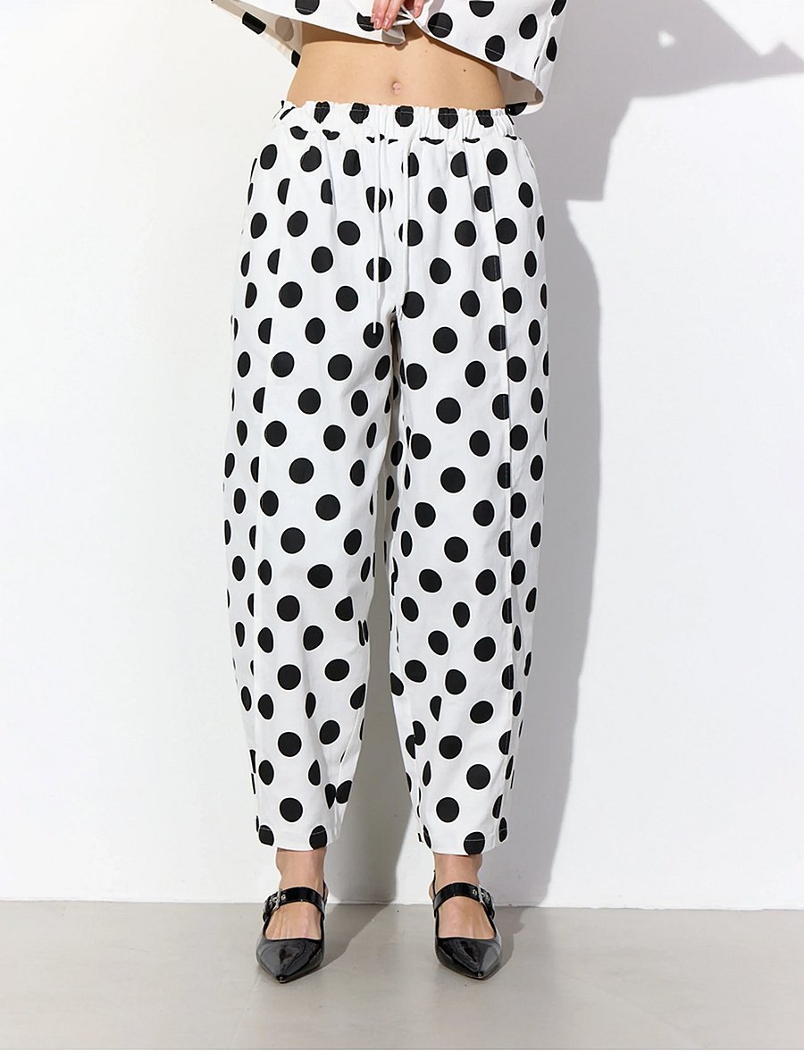 Hunkøn - Divina Trousers - barrel-bukser - white w/ dots - 3
