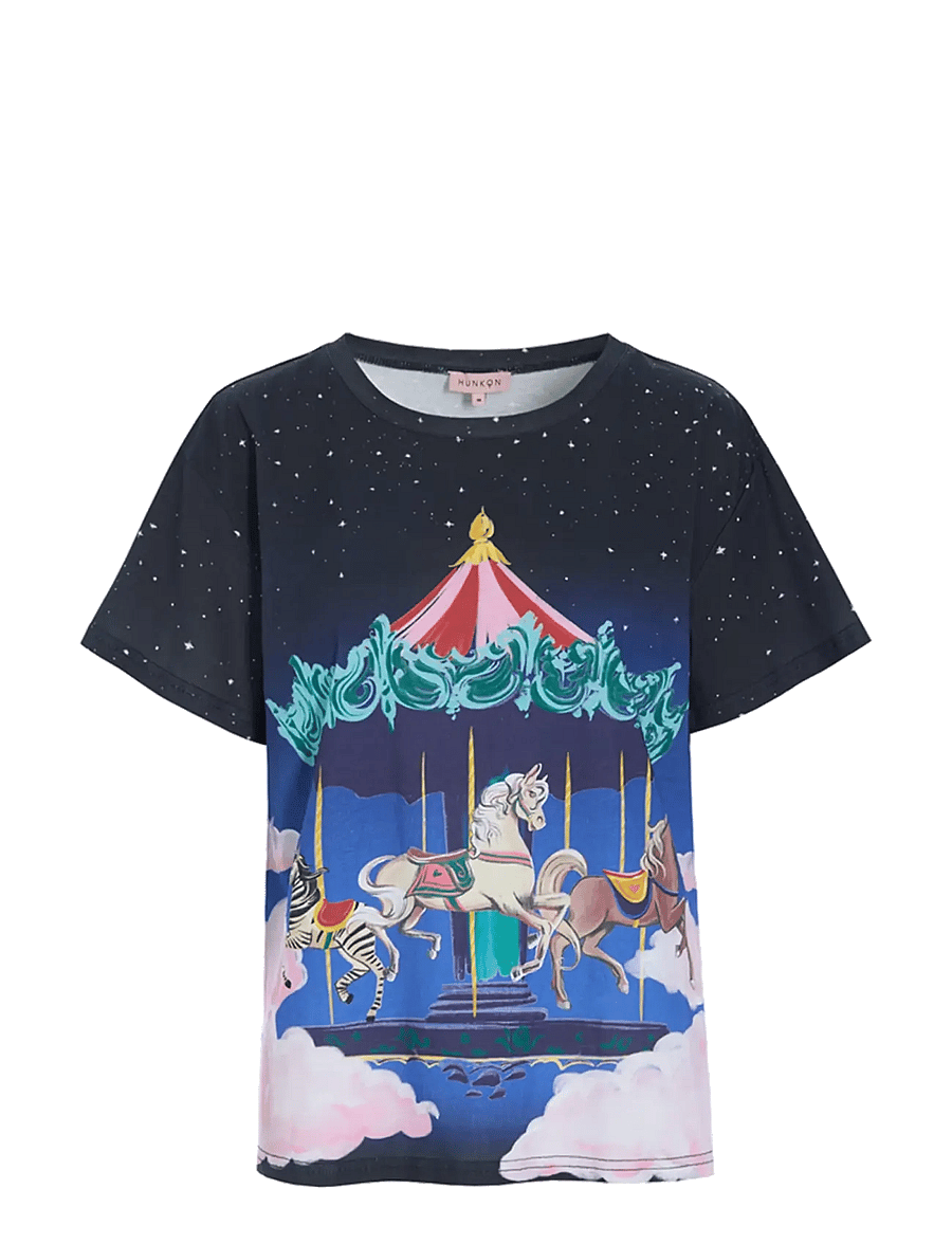 Hunkøn - Fable T-shirt - t-shirts - dream fairground art print - 1