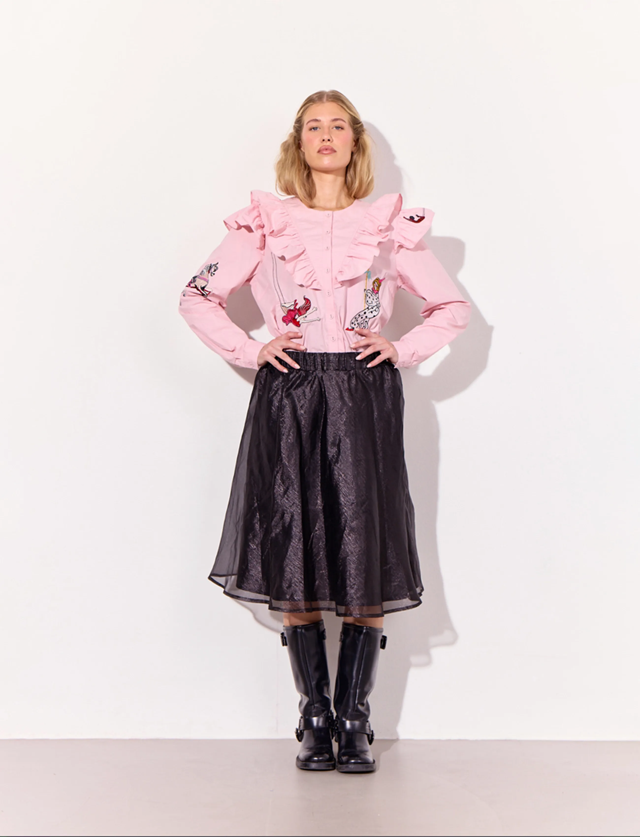 Hunkøn - Nola Ruffle Shirt - long-sleeved shirts - soft pink - 3