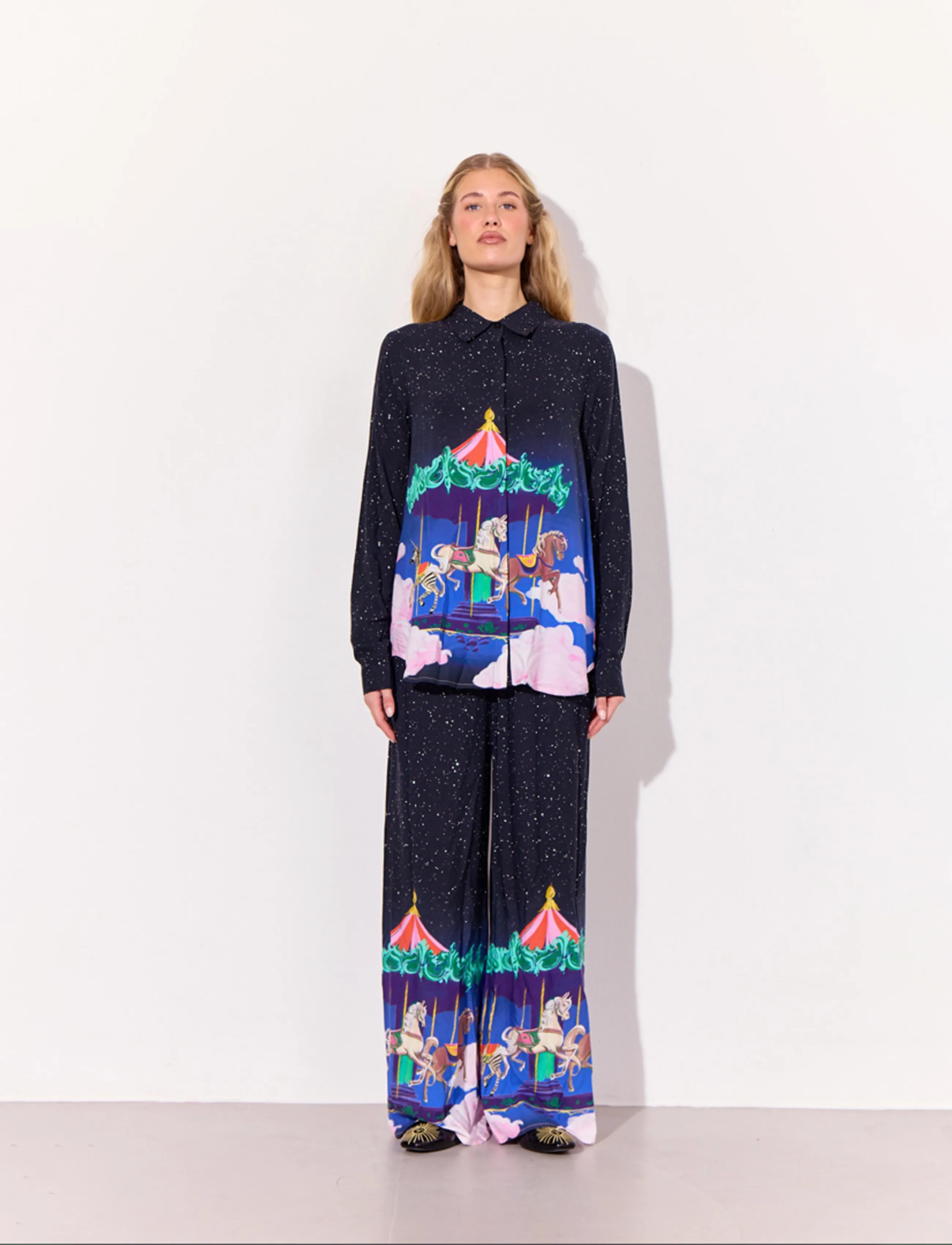 Hunkøn - Calista Trousers - wide leg trousers - dream fairground art print - 3