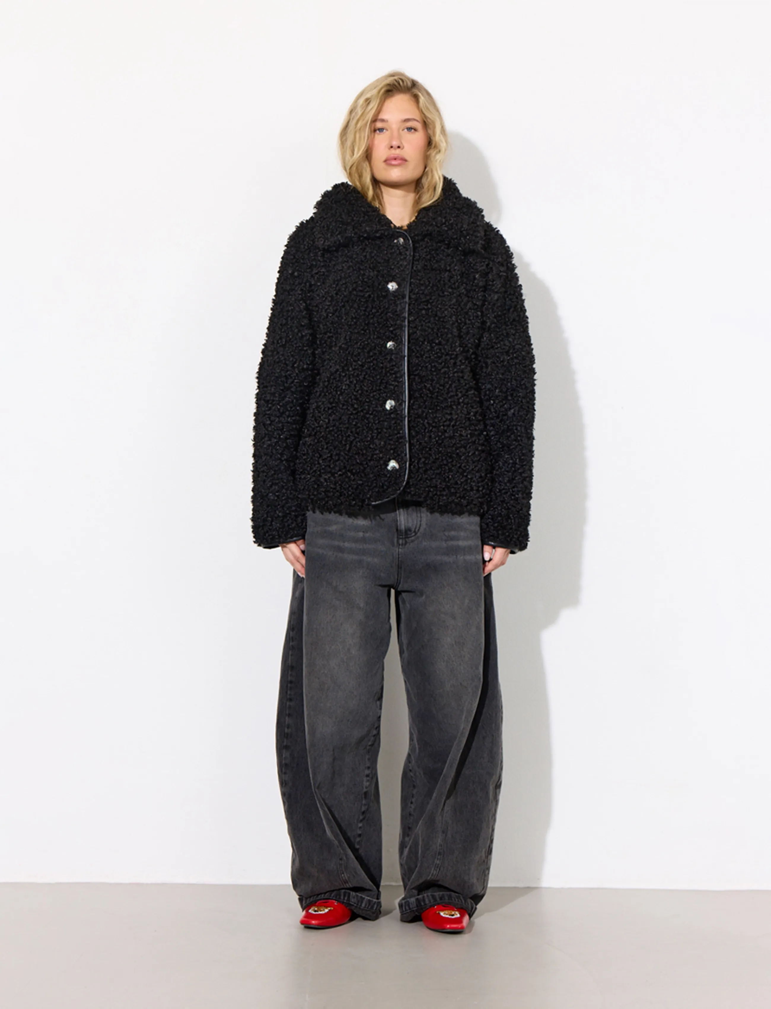 Hunkøn - Olga Jacket - faux fur jakker - black - 5