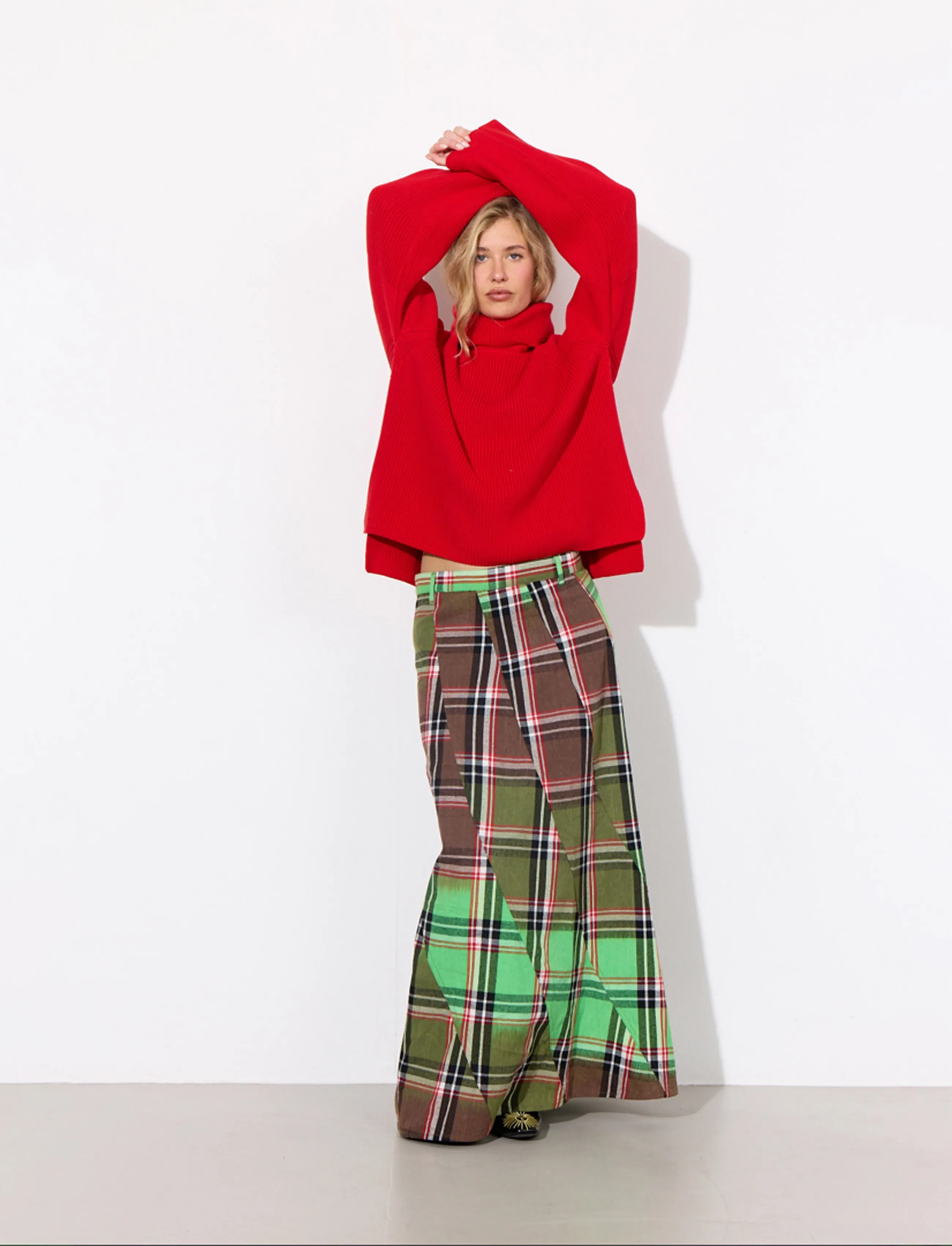 Hunkøn - Jules Knit Blouse - kampsunid - red - 5