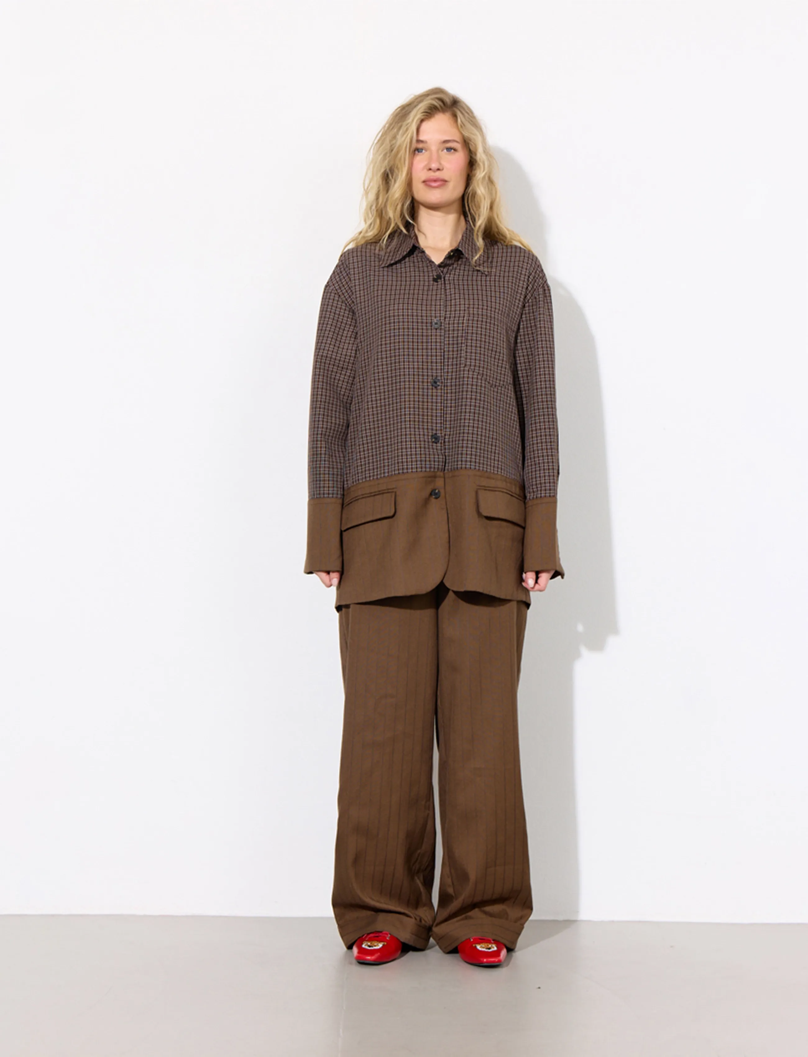 Hunkøn - Irena Shirt - langärmlige hemden - brown - 5