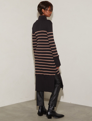 HUNKYDORY - Roxanne Dress - black toffee stripe - 5