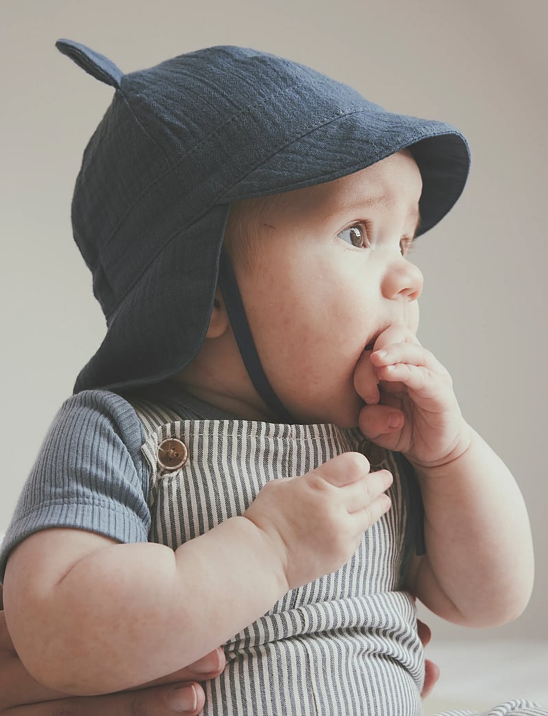 Huttelihut - Summer Hat Ears Muslin - solhatte - bering sea - 0