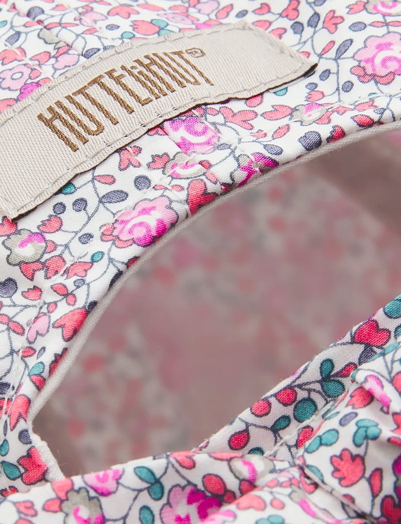 Huttelihut - Cap in Liberty Fabric - nokamütsid - plumeria - 2