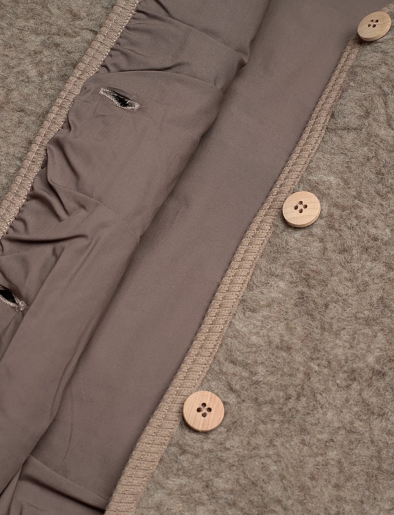 Huttelihut - Vest Wool Teddy w. Lining - camel melange - 3