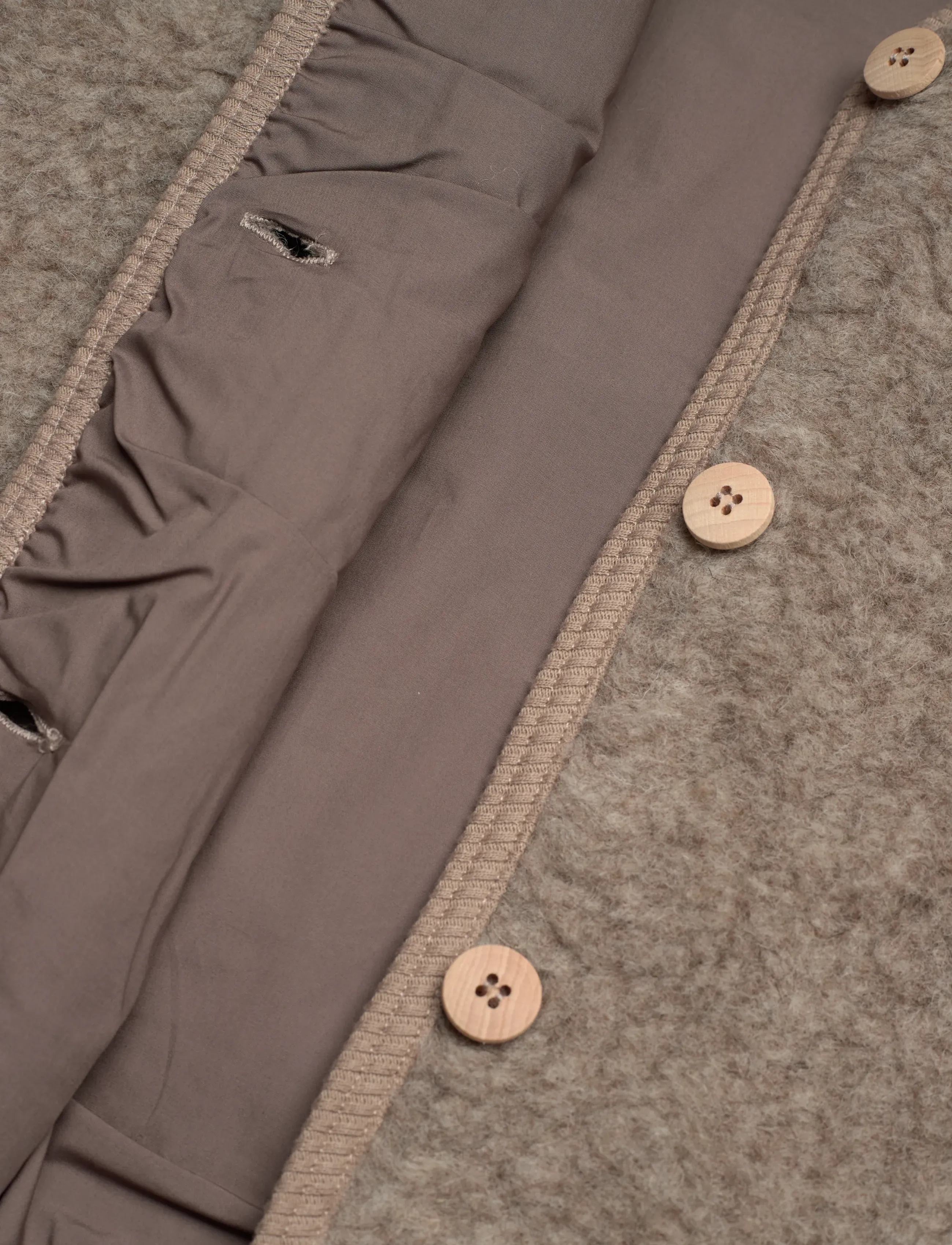 Huttelihut - Vest Wool Teddy w. Lining - camel melange - 3