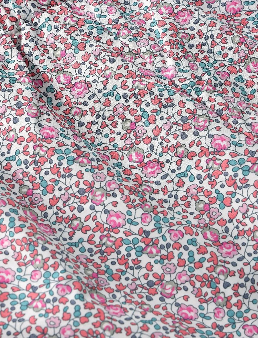 Huttelihut - Pants in Liberty Fabric - beebipüksid - plumeria - 2