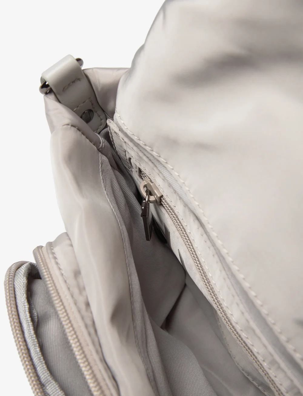 HVISK - CAYMAN POCKET PUFFER MATTE TWILL - crossbody bags - cloudy grey - 3