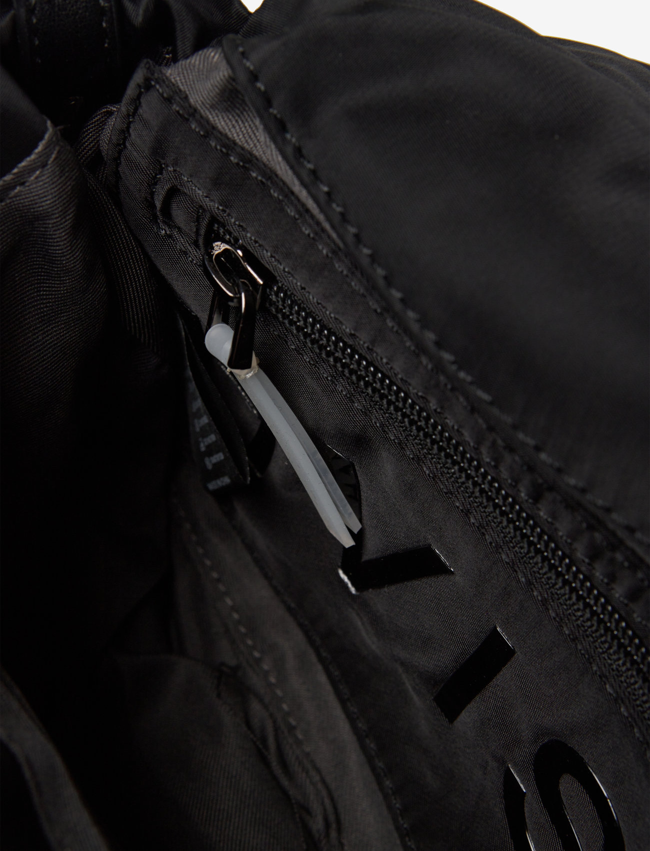 HVISK - CAYMAN POCKET PUFFER MATTE TWILL - accessoires - black - 3