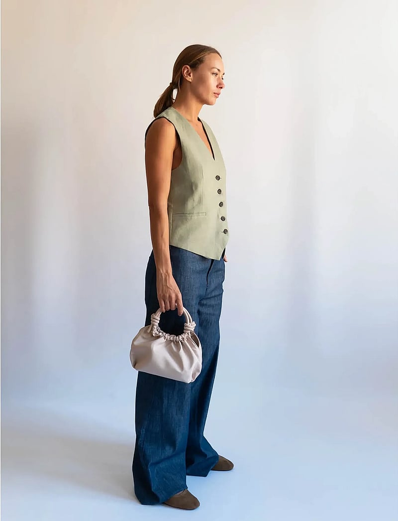 HVISK - JOLLY MATTE TWILL - erilised sündmused - light taupe - 4