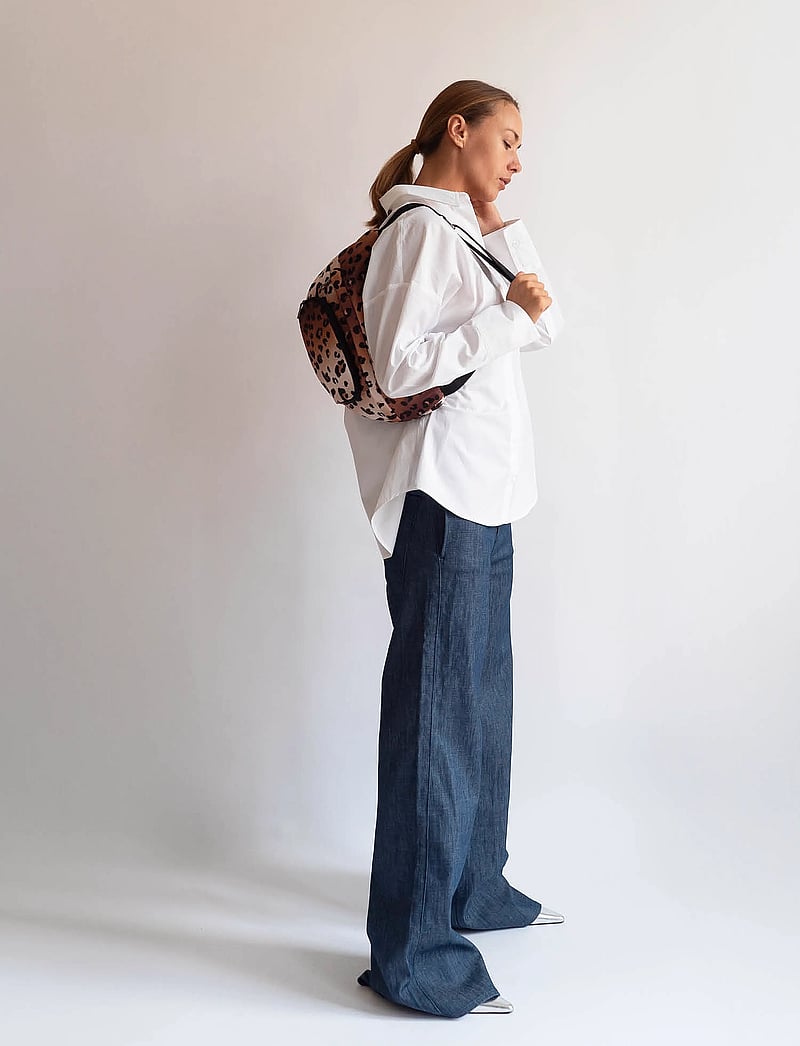 HVISK - JADE TWILL PRINT - magväskor - leopard - 5