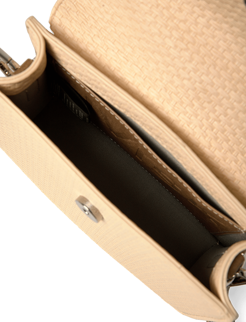 HVISK - CRANE RAFFIA STRUCTURE - erilised sündmused - raffia sand - 5