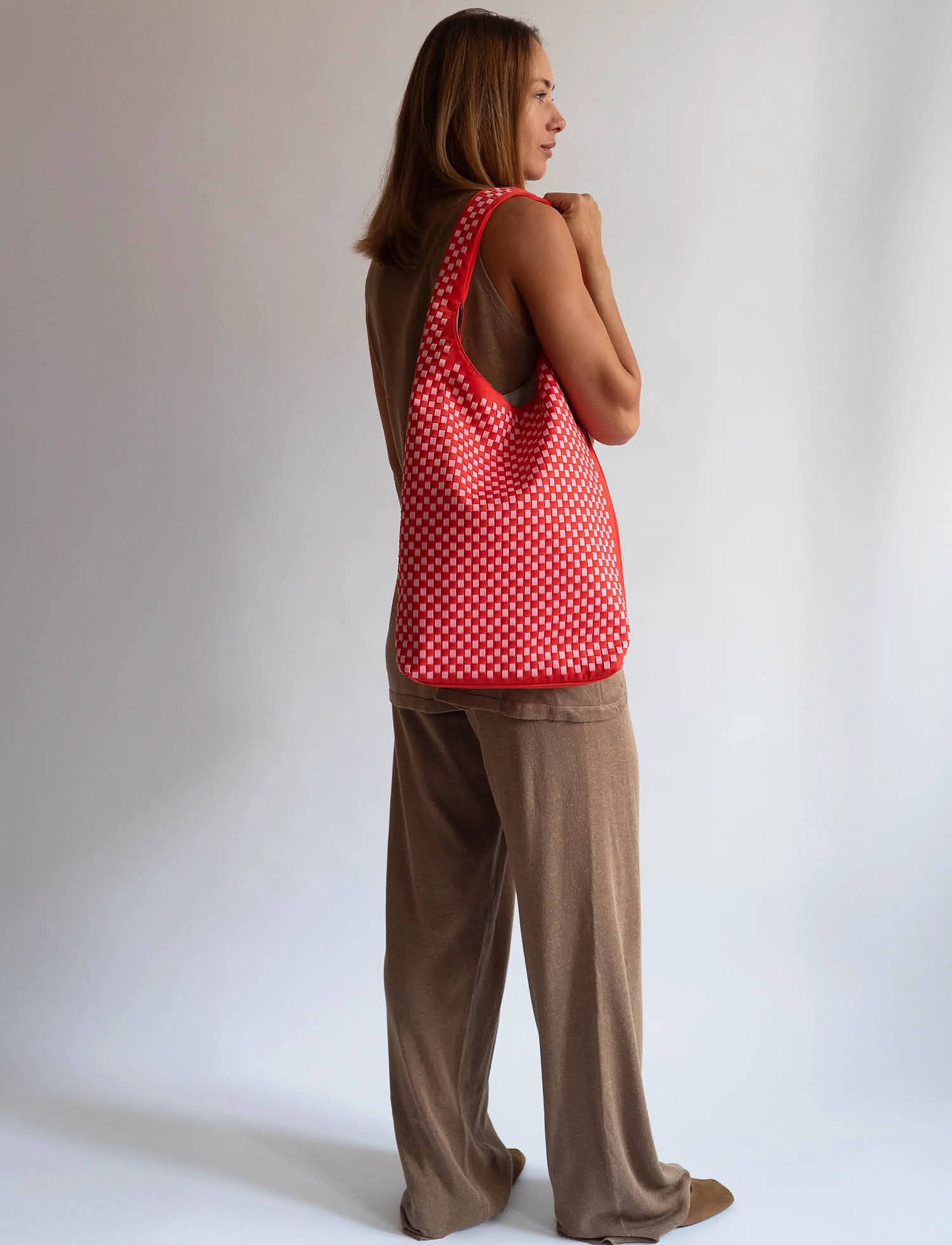 HVISK - HOBO BRAIDED NEOPRENE - tote bags - red coral - 4