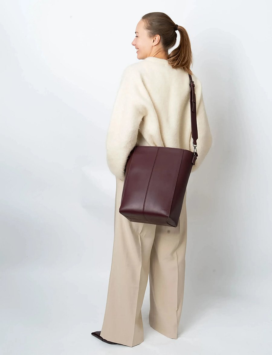 HVISK - CASSET SOFT STRUCTURE - tote bags - midnight plum - 5