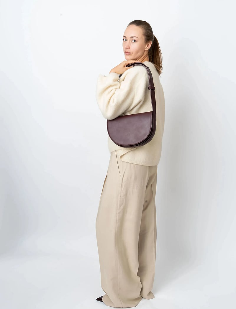 HVISK - CLIFF SOFT STRUCTURE - crossbody bags - midnight plum - 0