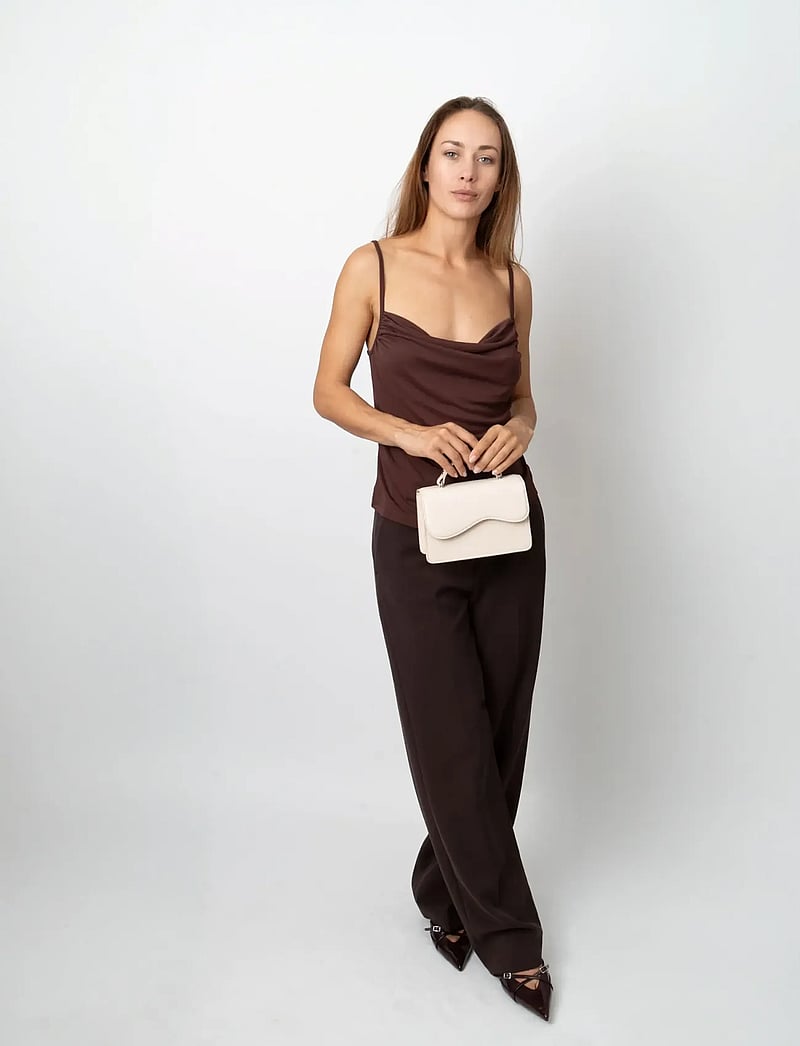 HVISK - CRANE SHELL STRUCTURE - særlige begivenheder - oat white - 3