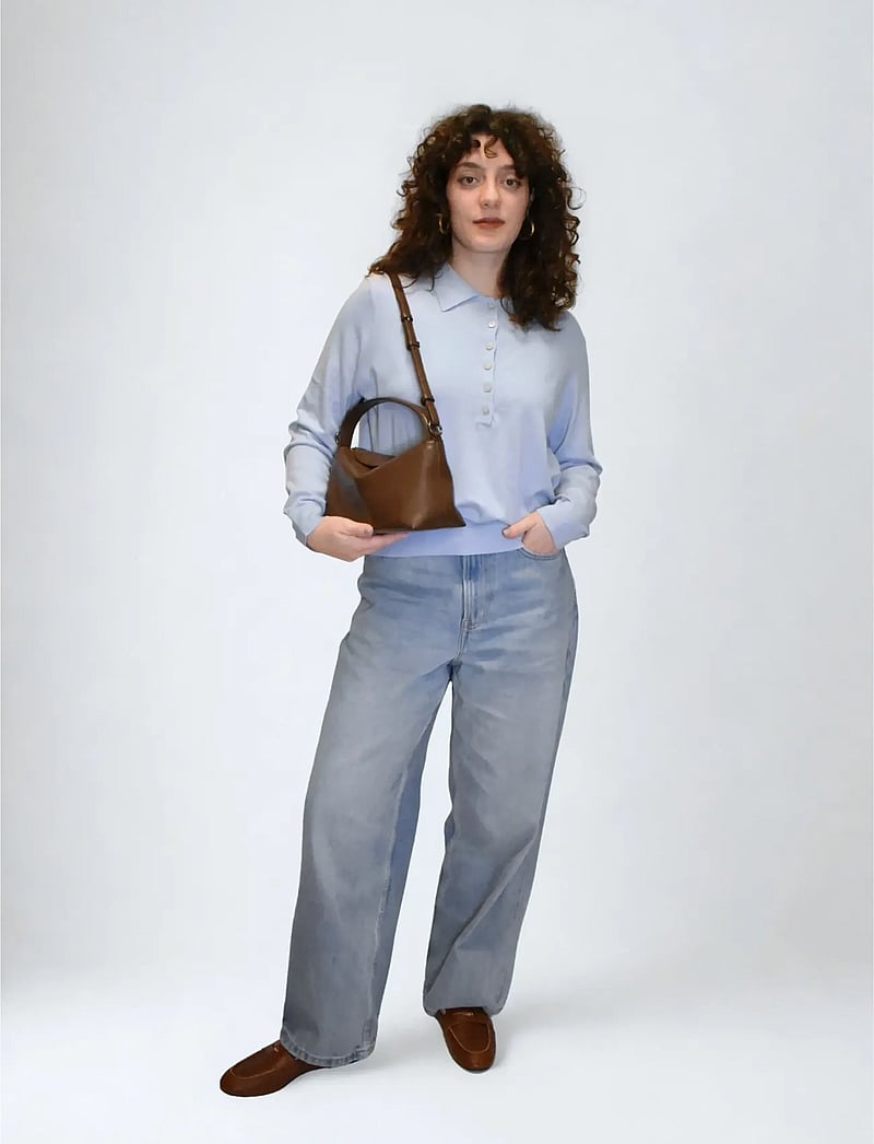 HVISK - NOTE GLOSSY STRUCTURE - erilised sündmused - 496 cocoa - 0