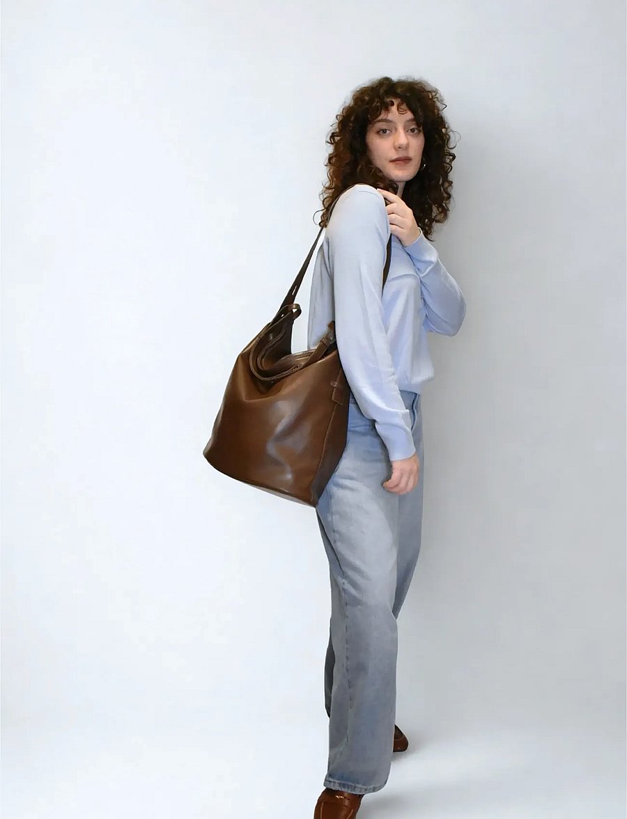 HVISK - EMMETT GLOSSY STRUCTURE - alltags-style - 496 cocoa - 0
