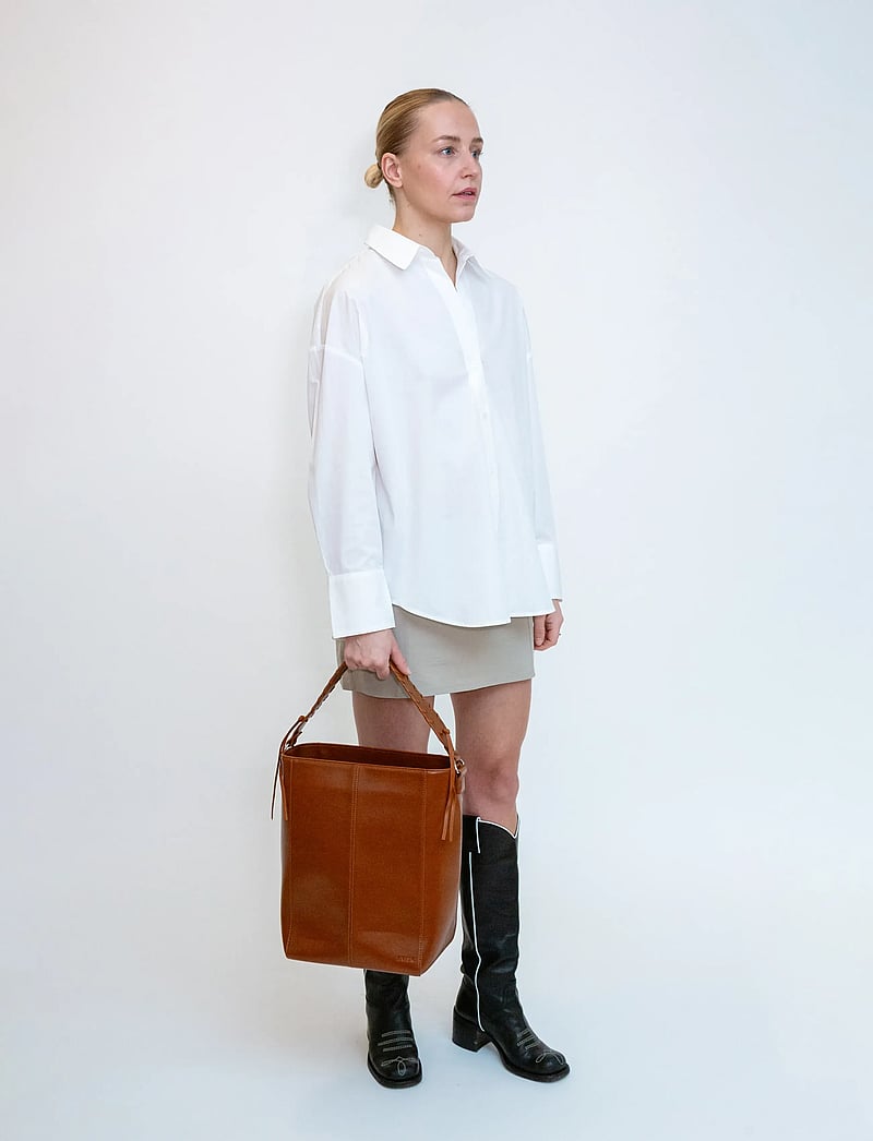 HVISK - CASSET GLOSSY STRUCTURE - bucket bags - brown amber - 0