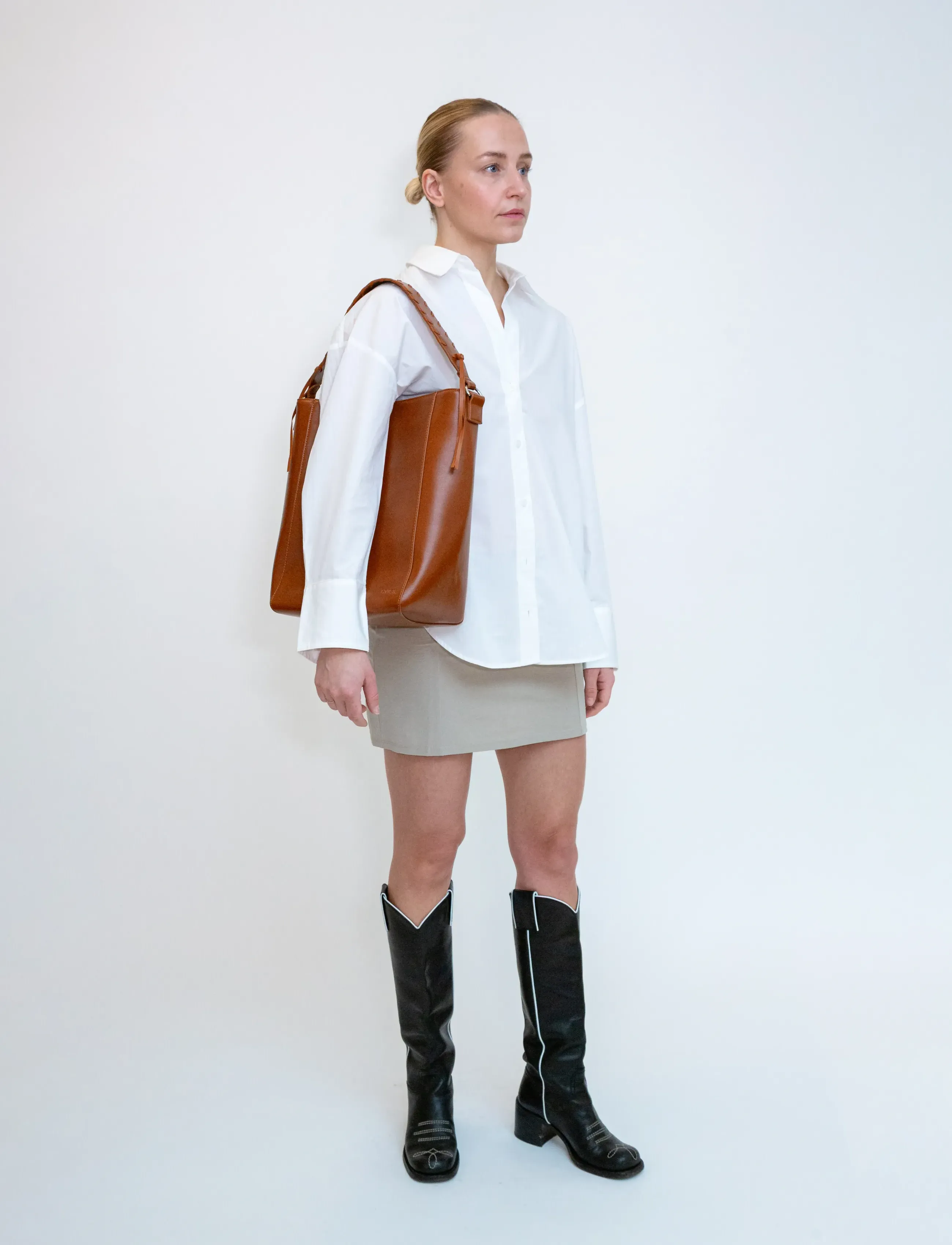 HVISK - CASSET GLOSSY STRUCTURE - bucket bags - brown amber - 4