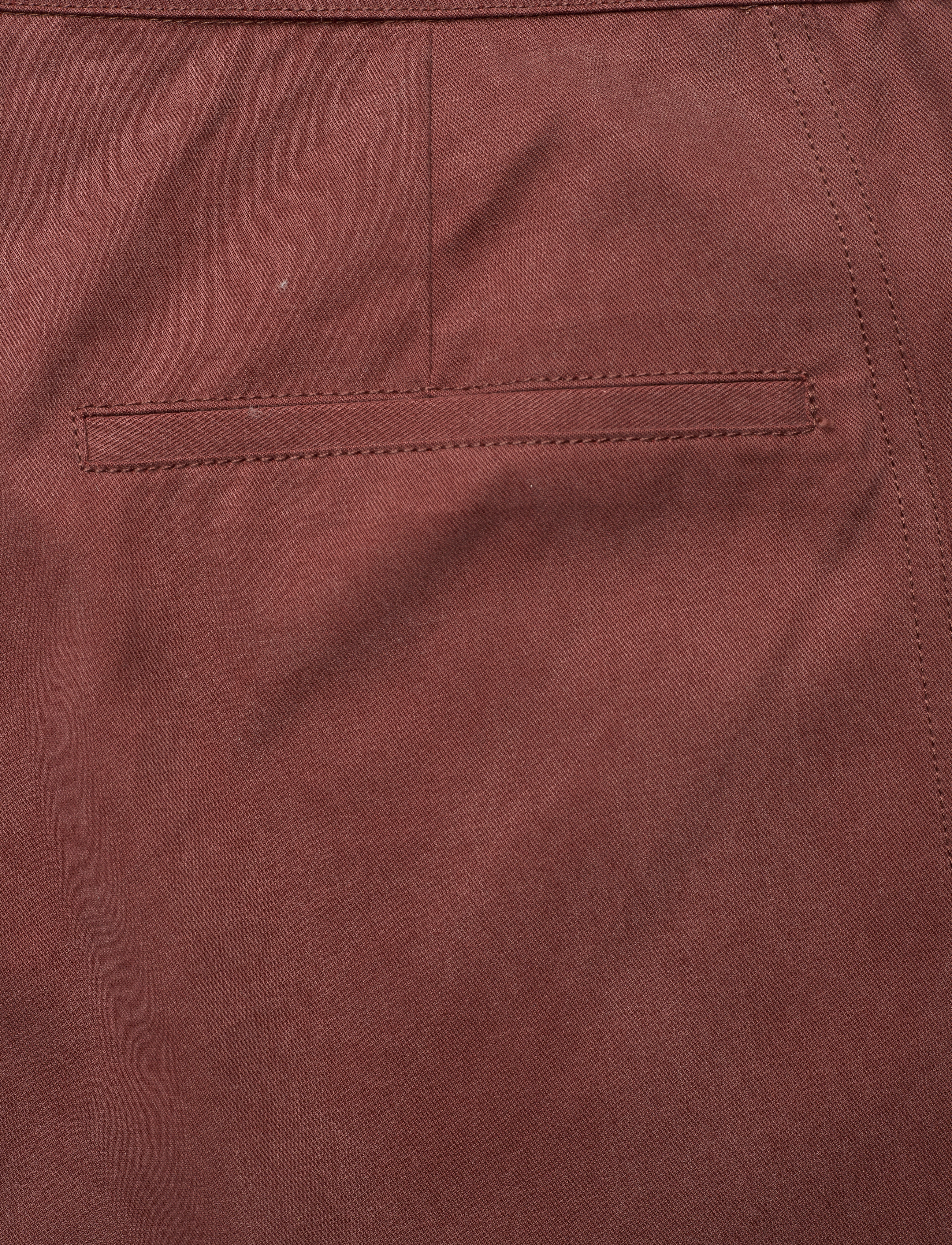 IBEN - Thiago Pant AN - red ochre - 5