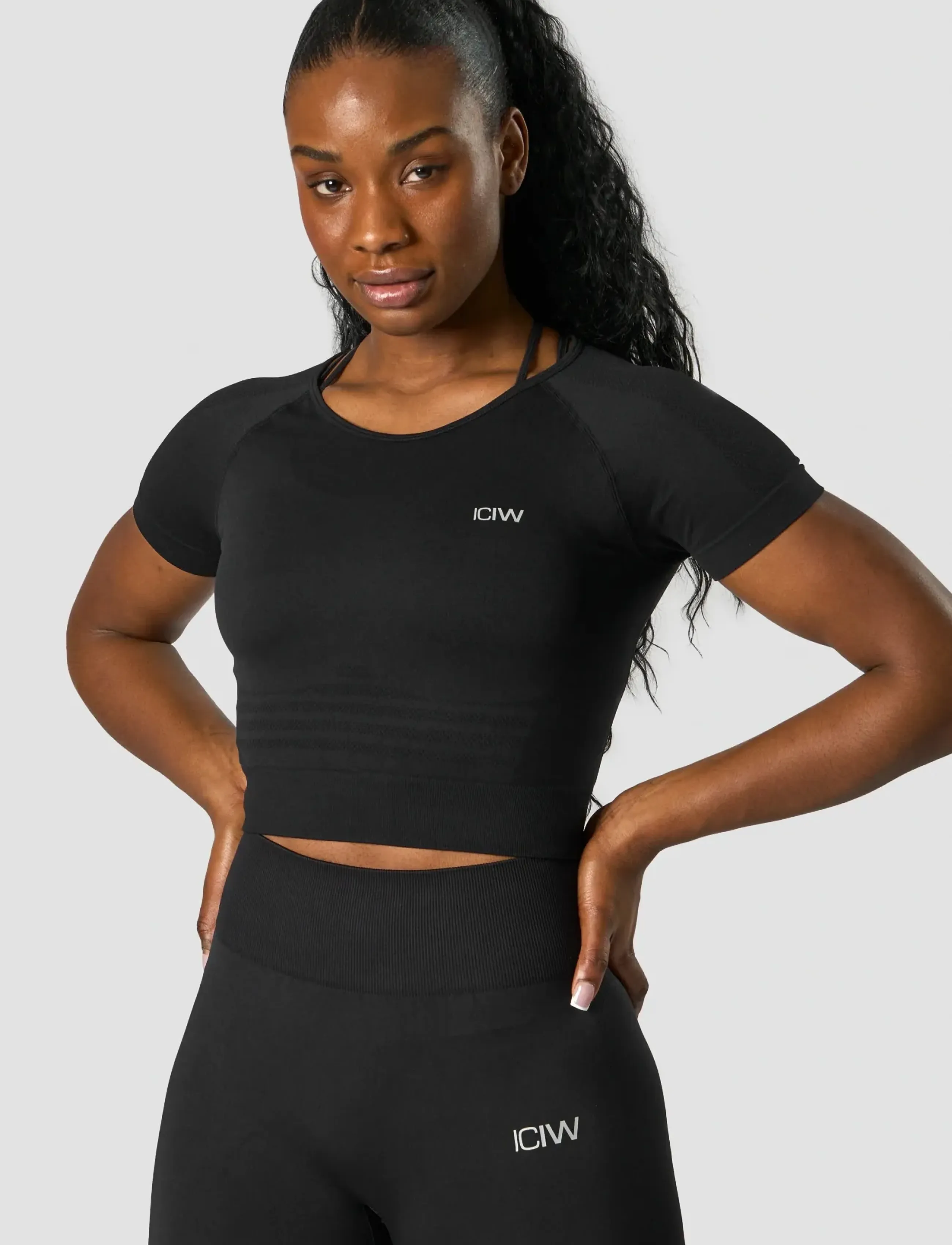 ICANIWILL - Define Seamless Cropped T-shirt Black Wmn - laveste priser - black - 5