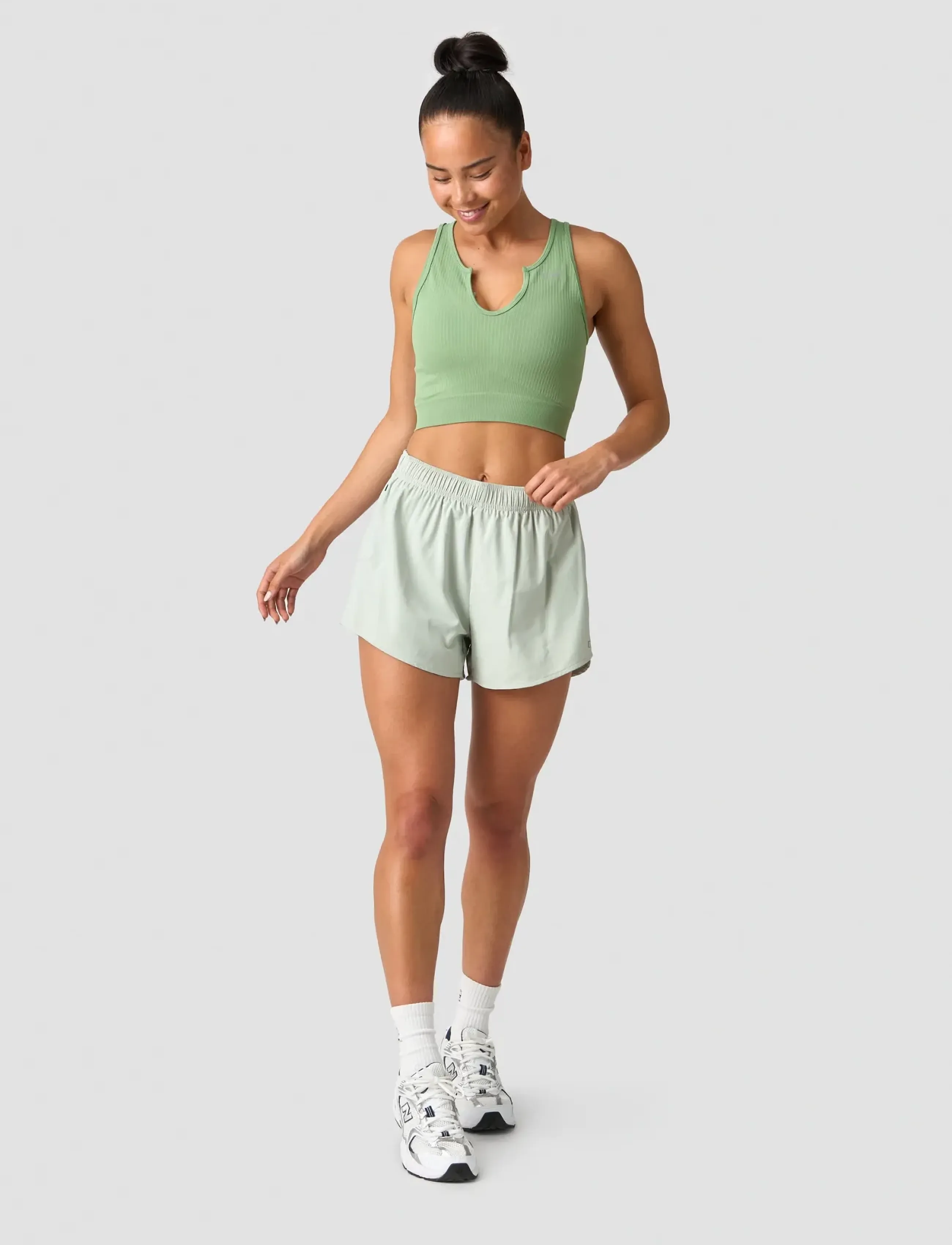 ICANIWILL - Ribbed Define Seamless Tank Top - tank tops - light green - 4