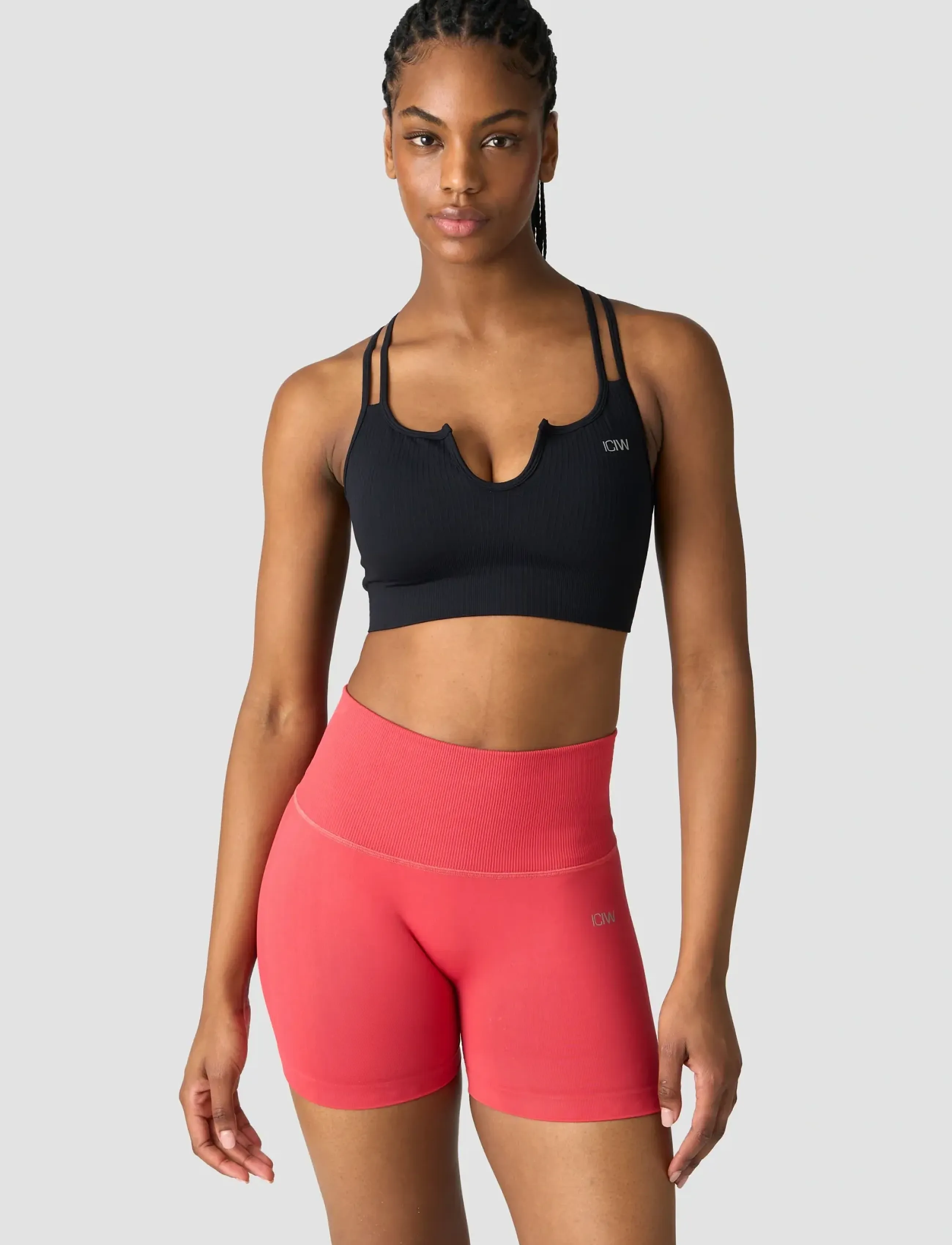 ICANIWILL - Ribbed Define Seamless Strappy Bra - laveste priser - black - 4
