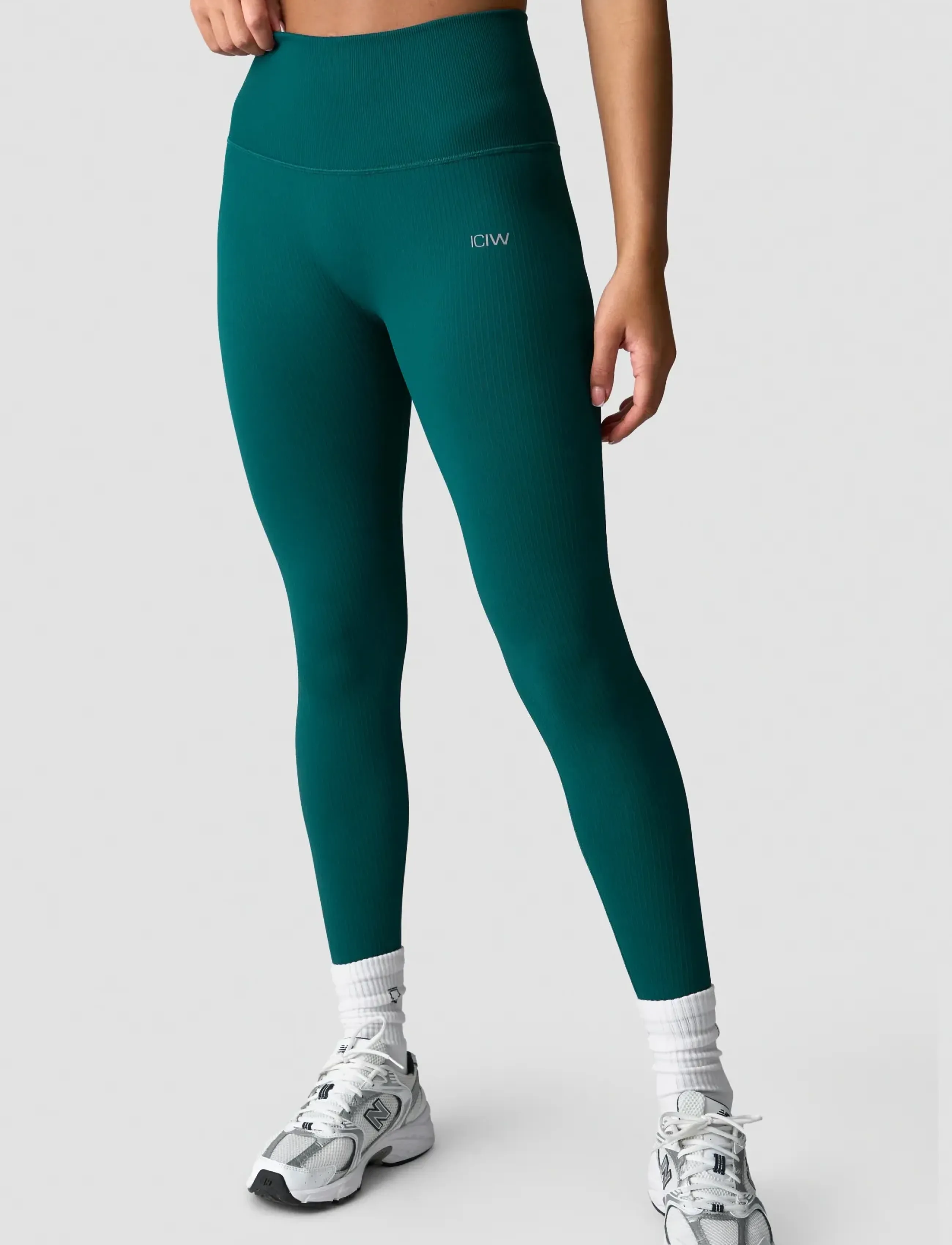ICANIWILL - Ribbed Define Seamless Pocket Tights - besiūlės tamprės - forest green - 3