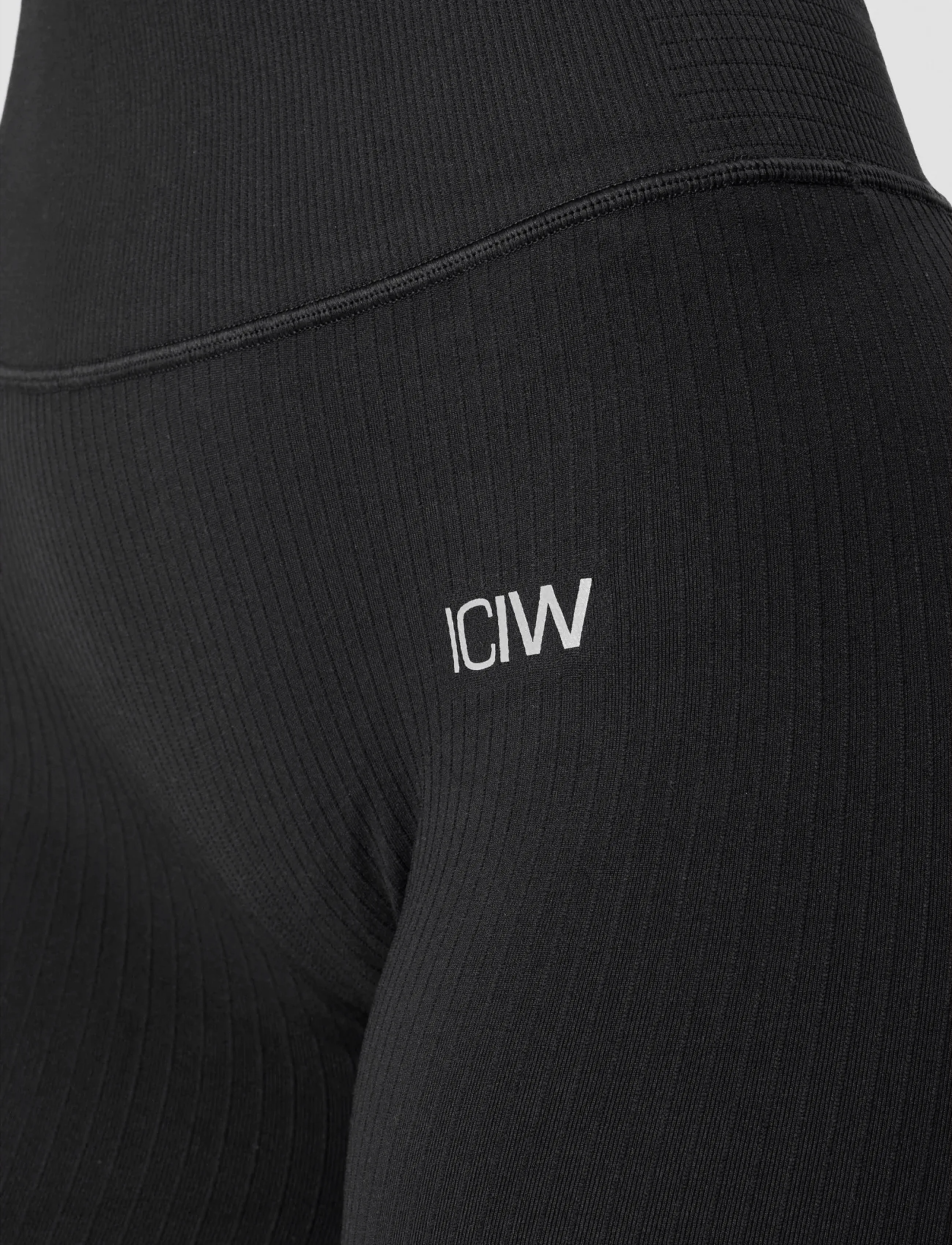 ICANIWILL - Ribbed Define Seamless Pocket Biker Shorts - shorts - black - 4