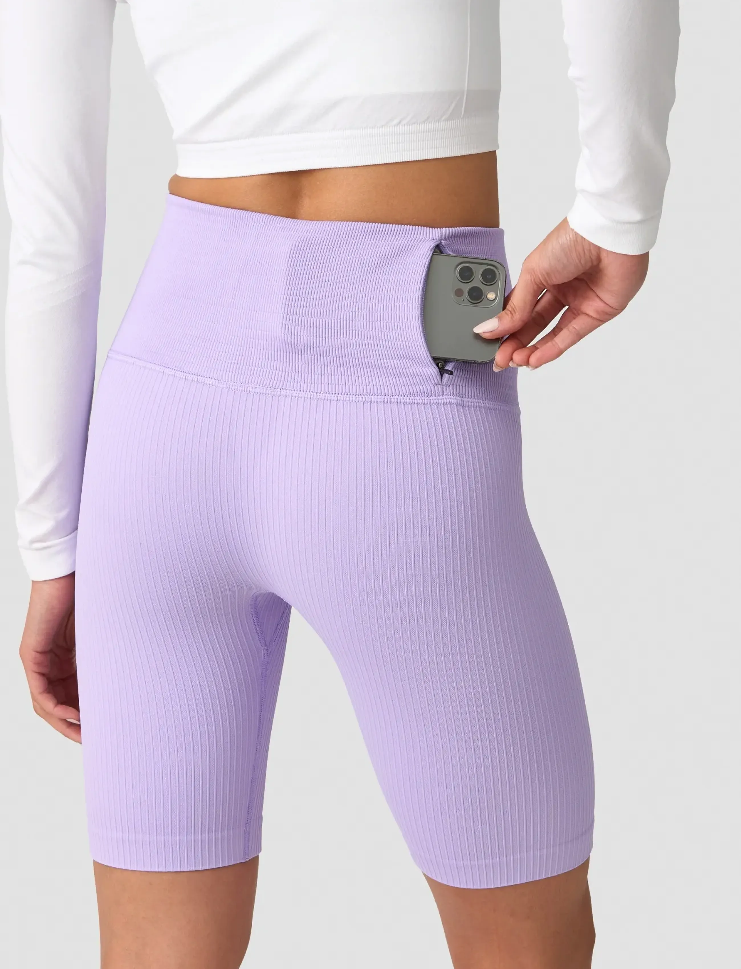 ICANIWILL - Ribbed Define Seamless Pocket Biker Shorts - 1/2 länge - lavender - 3